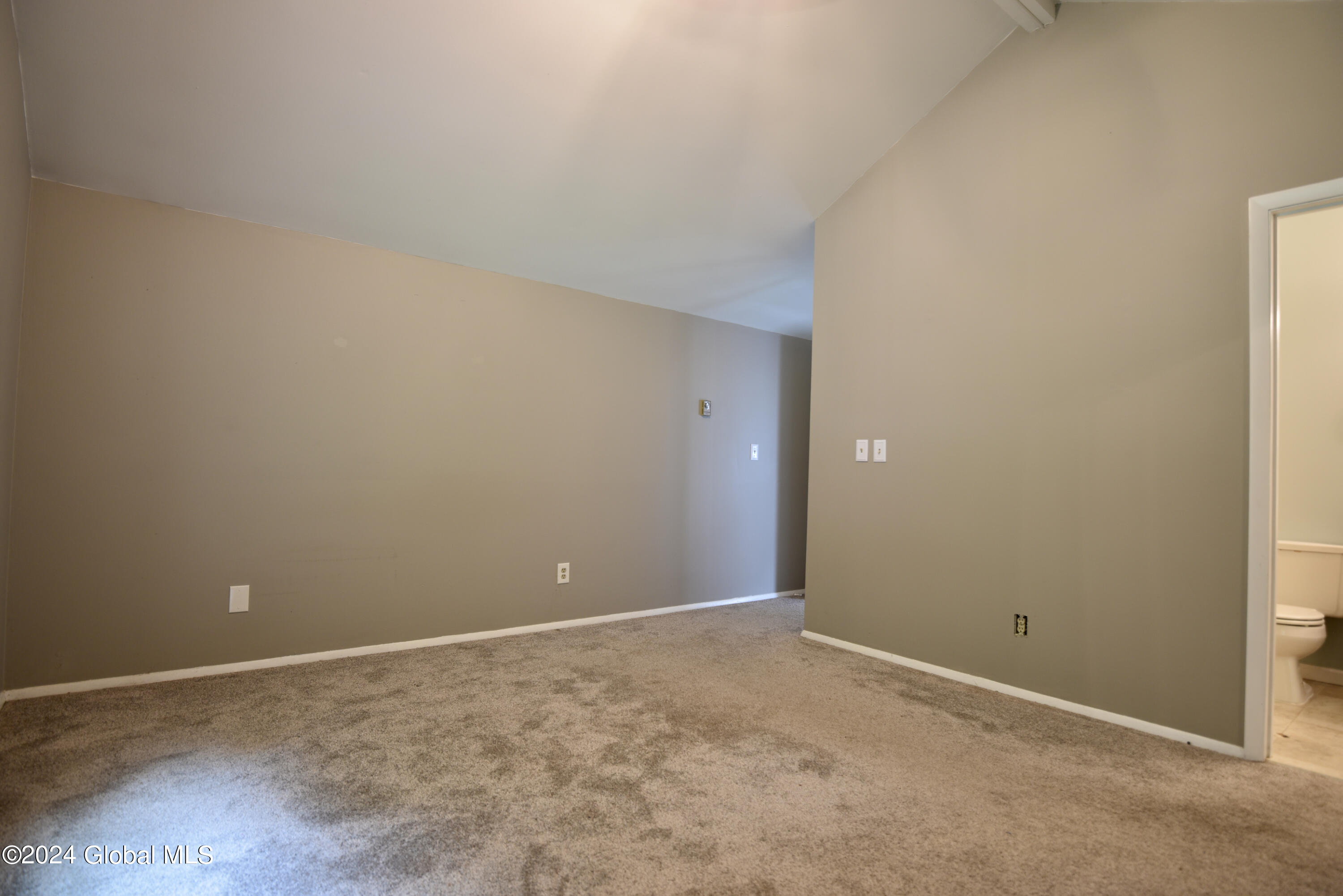 35 Thimbleberry Road