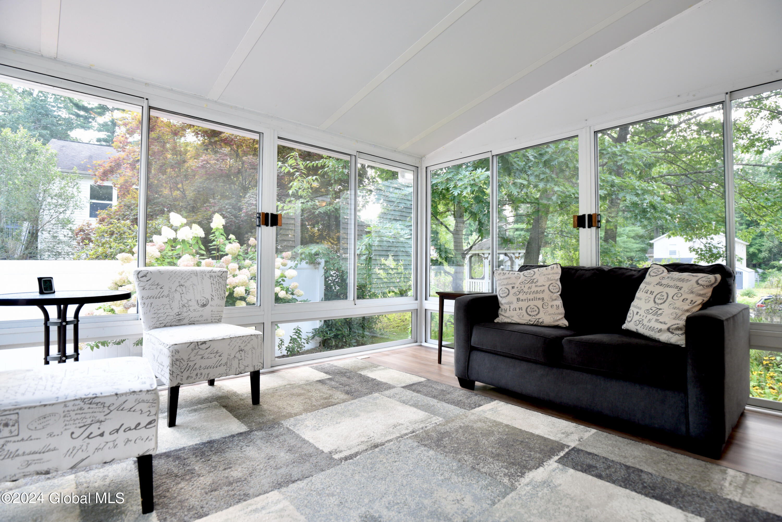 312 Meadowlark Drive
