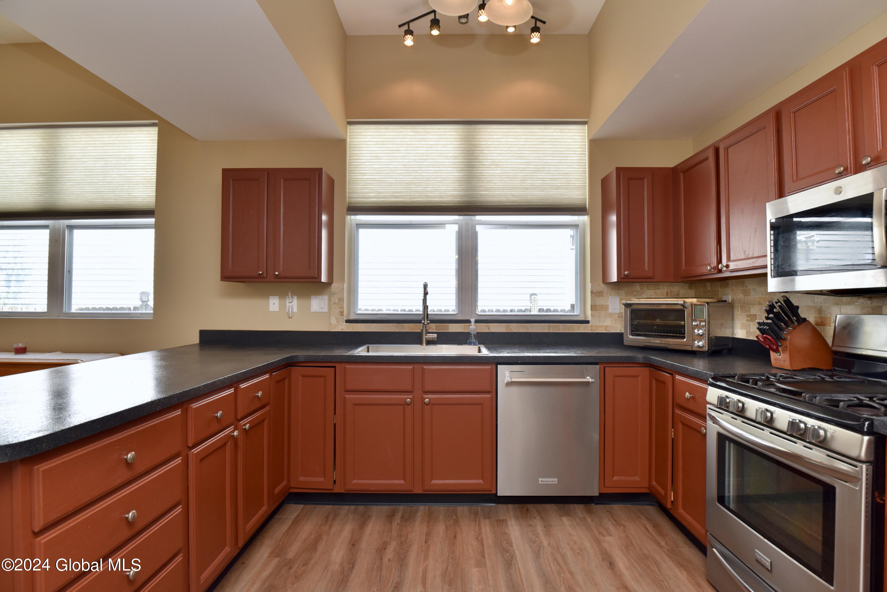 312 Meadowlark Drive