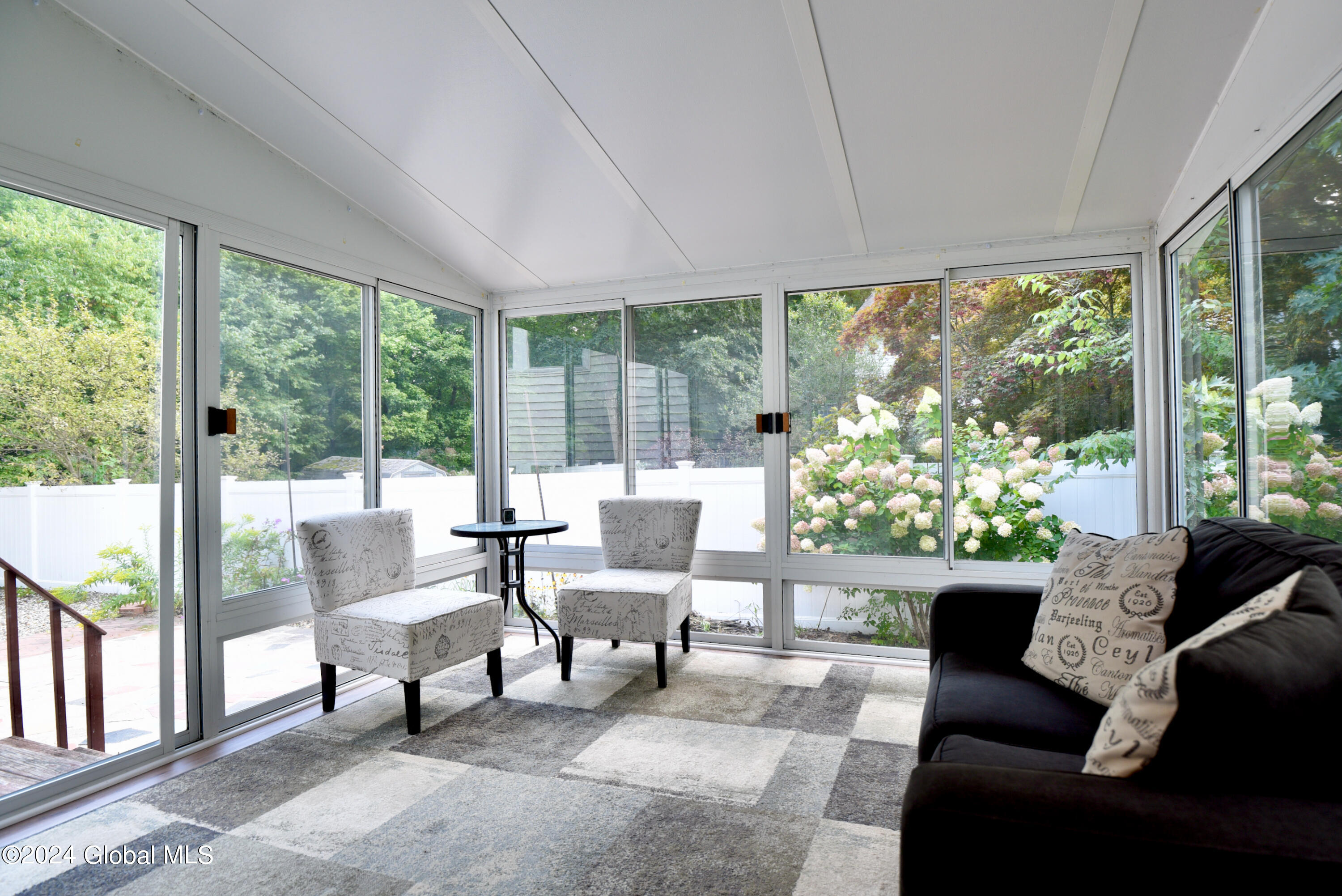 312 Meadowlark Drive