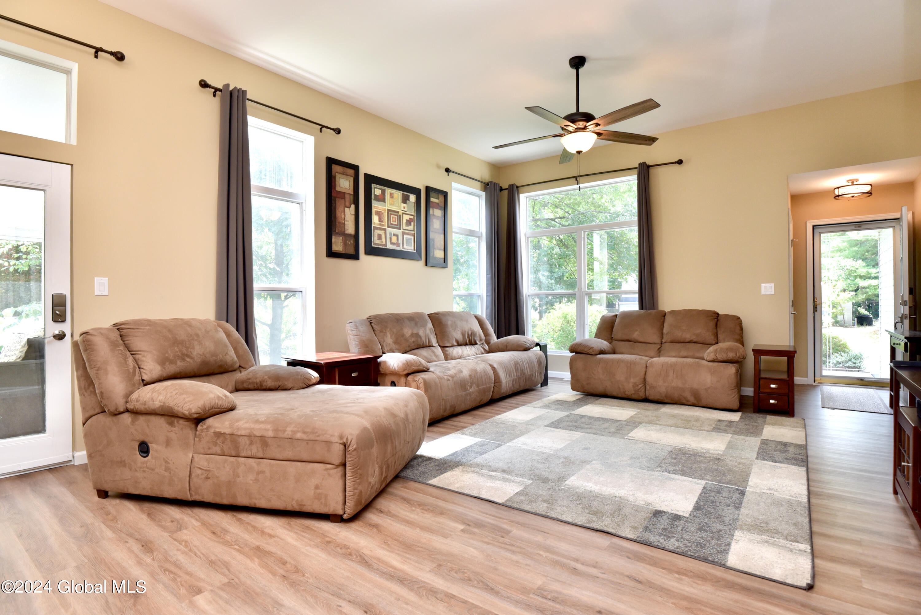 312 Meadowlark Drive