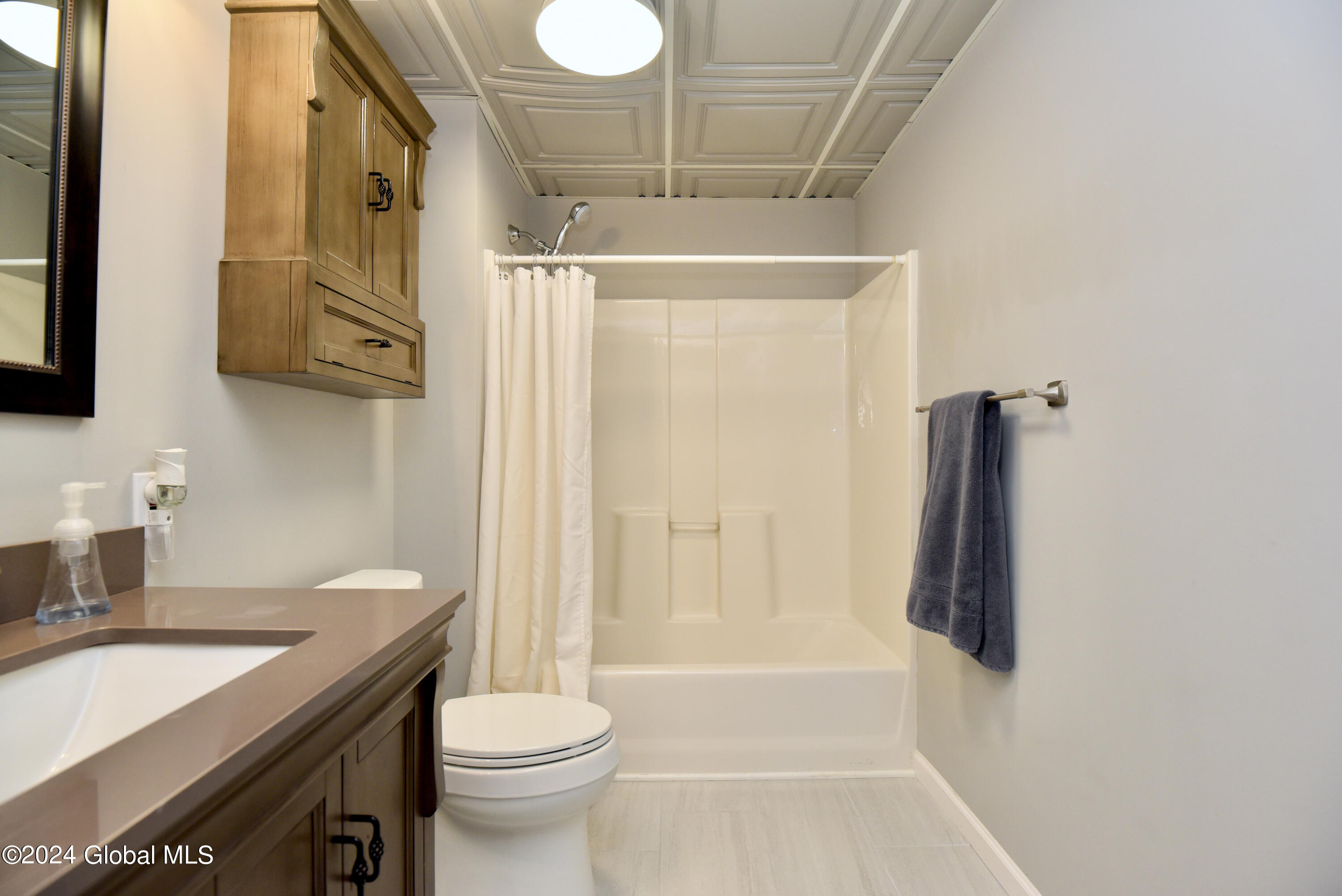 312 Meadowlark Drive