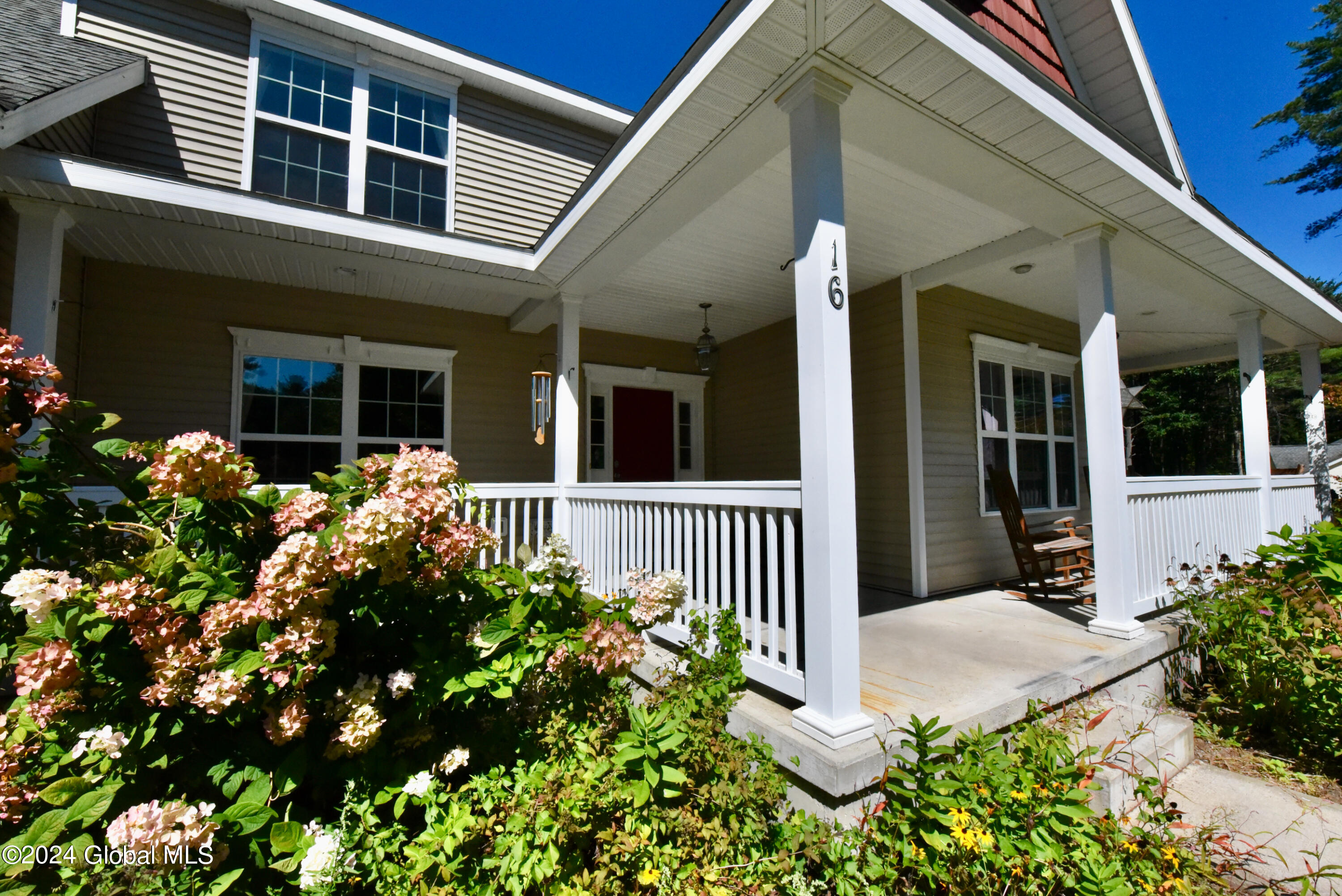 16 Morgans Way