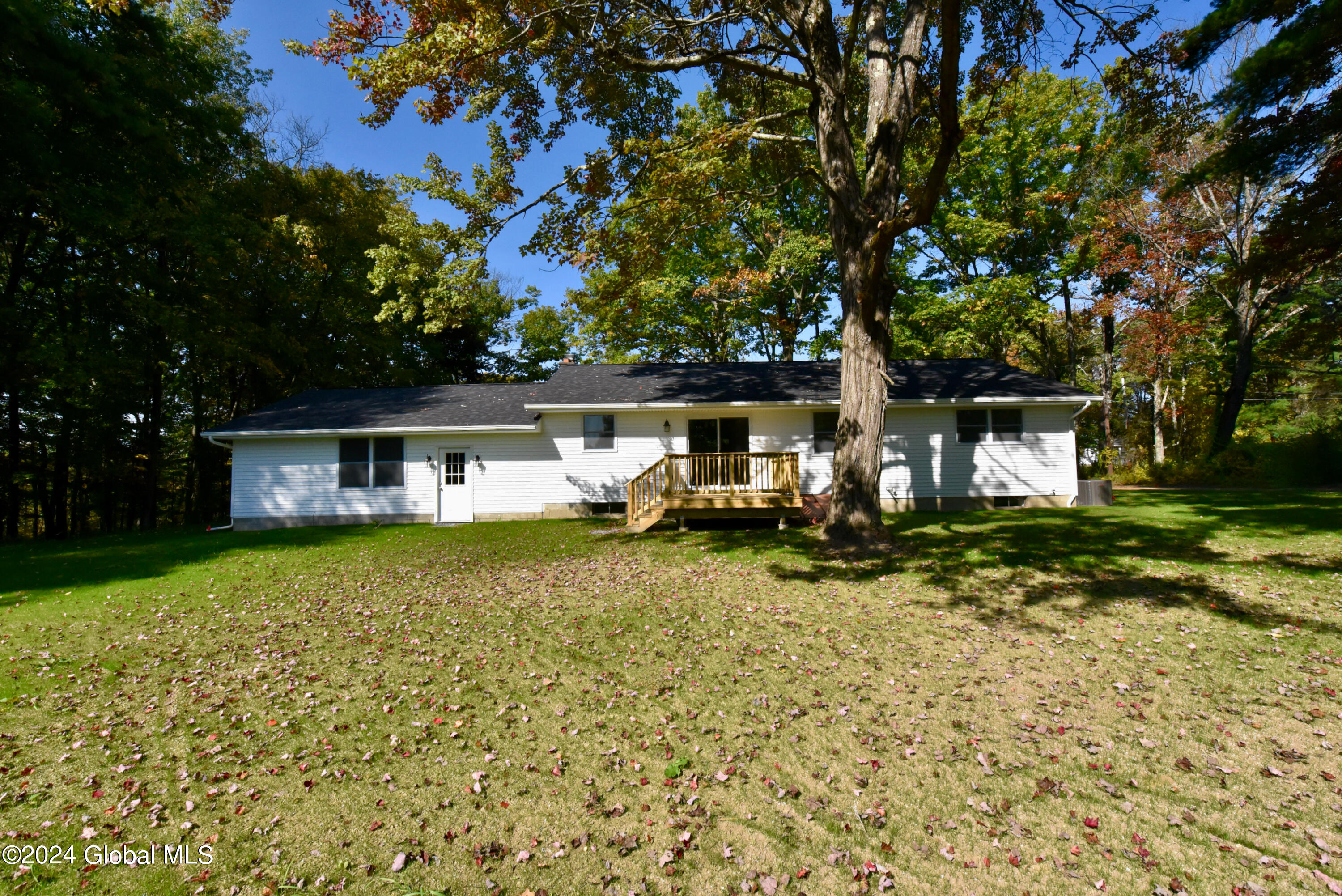 370 Leroux Road