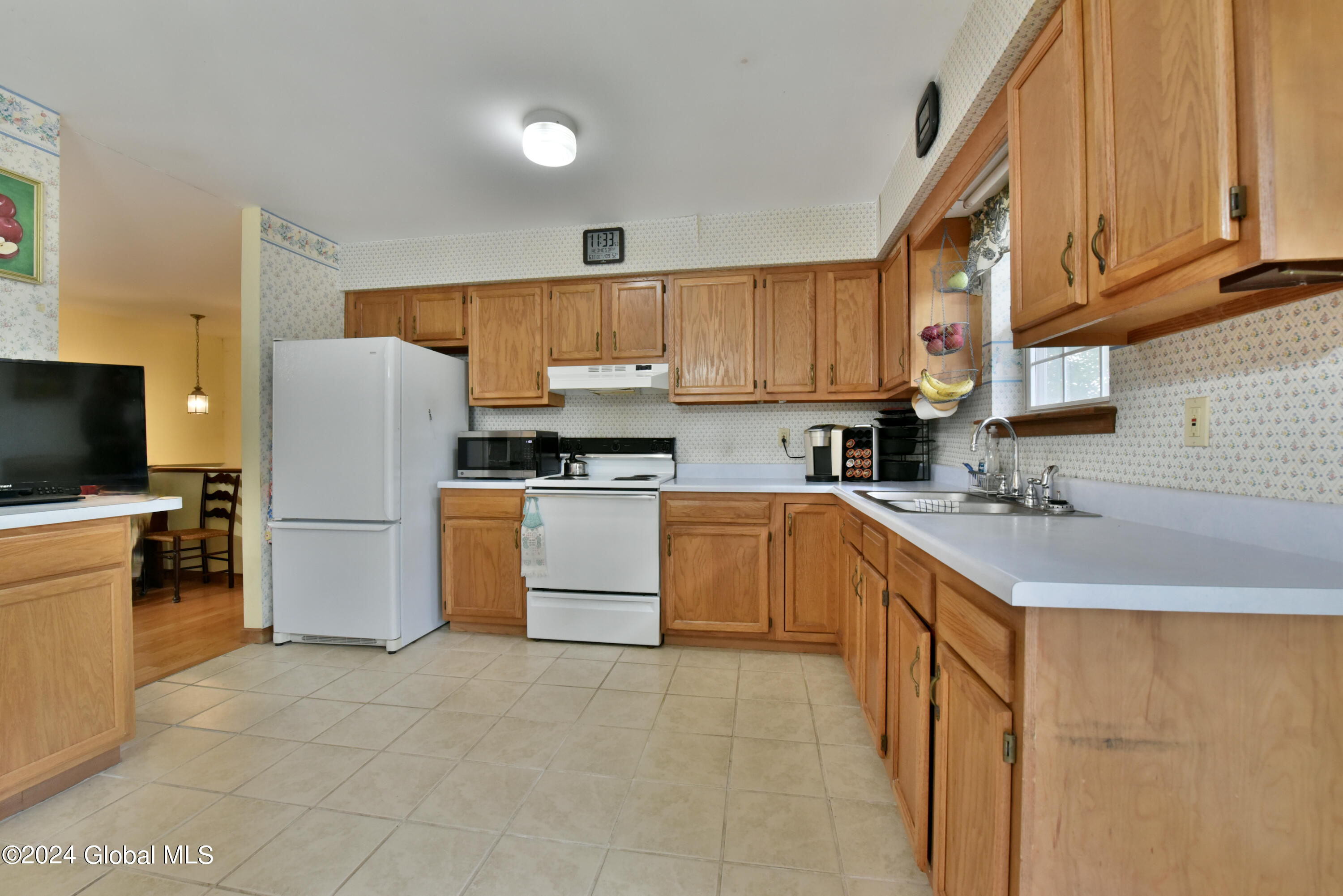 12 Dorrer Avenue