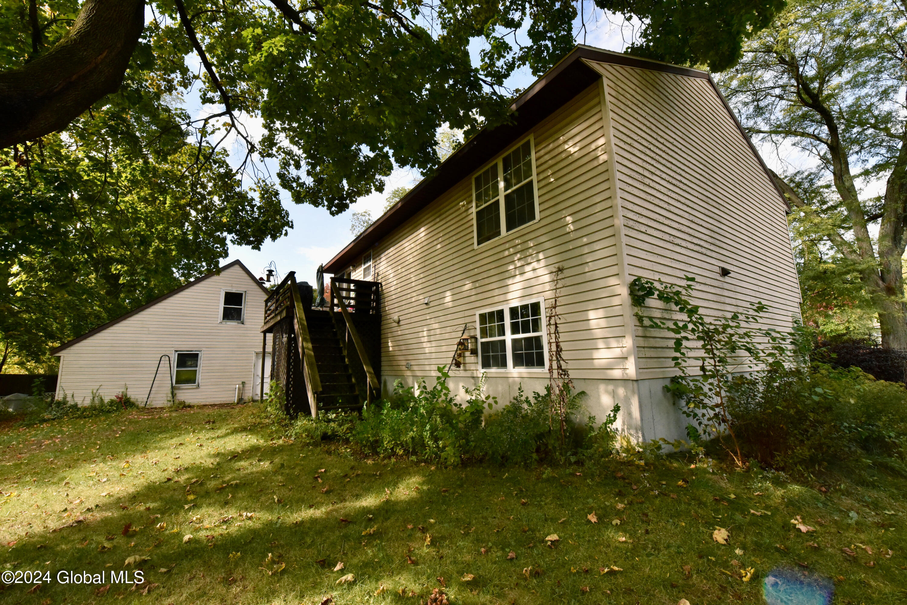 12 Dorrer Avenue