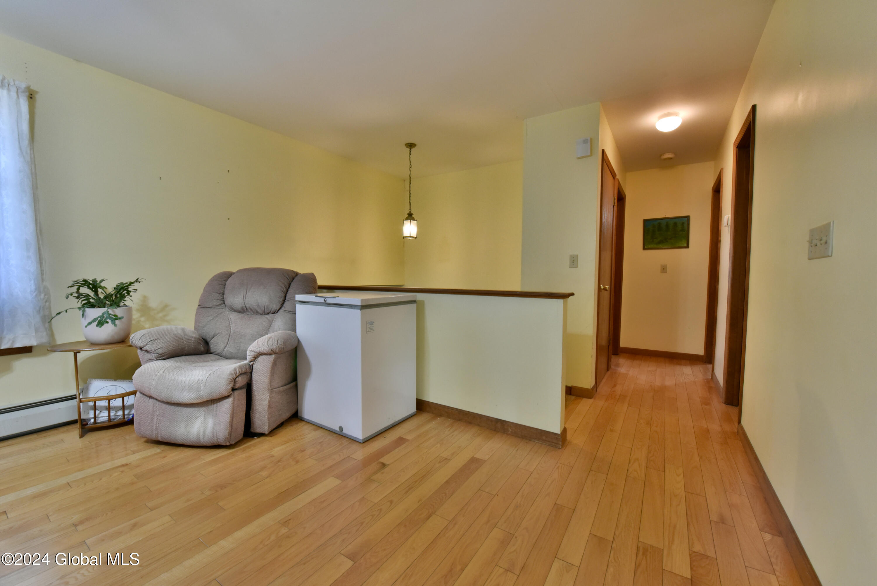 12 Dorrer Avenue