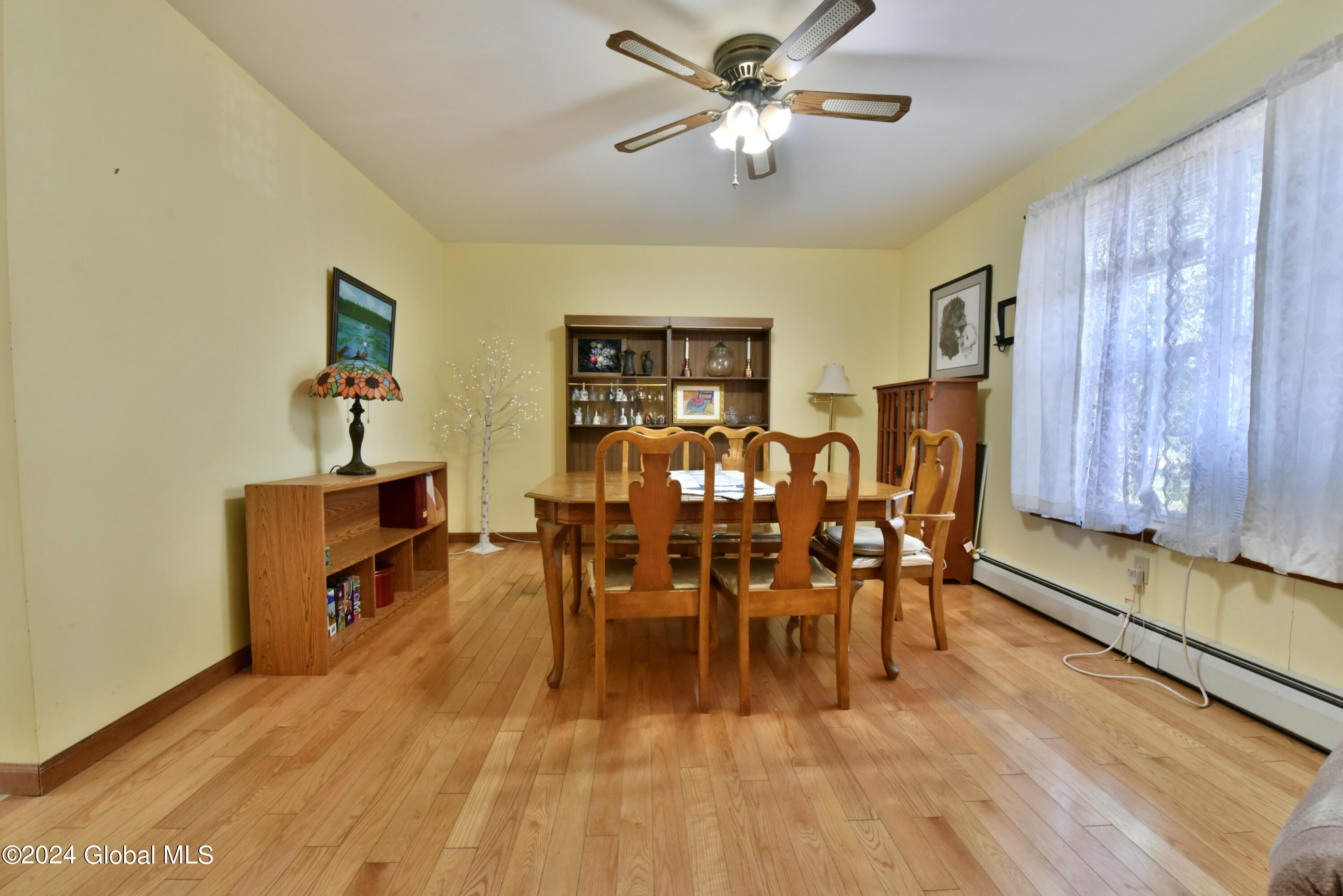 12 Dorrer Avenue