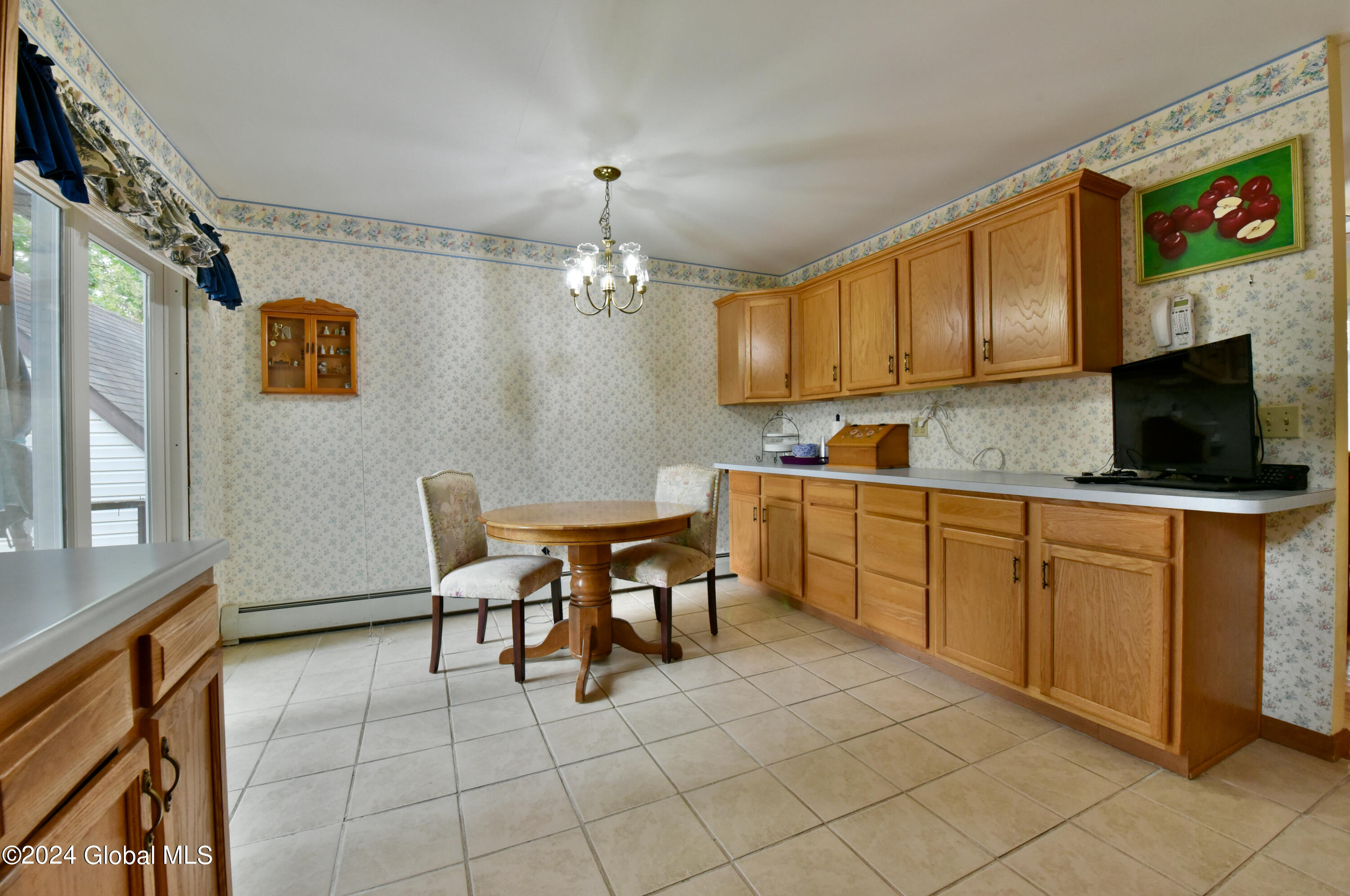 12 Dorrer Avenue