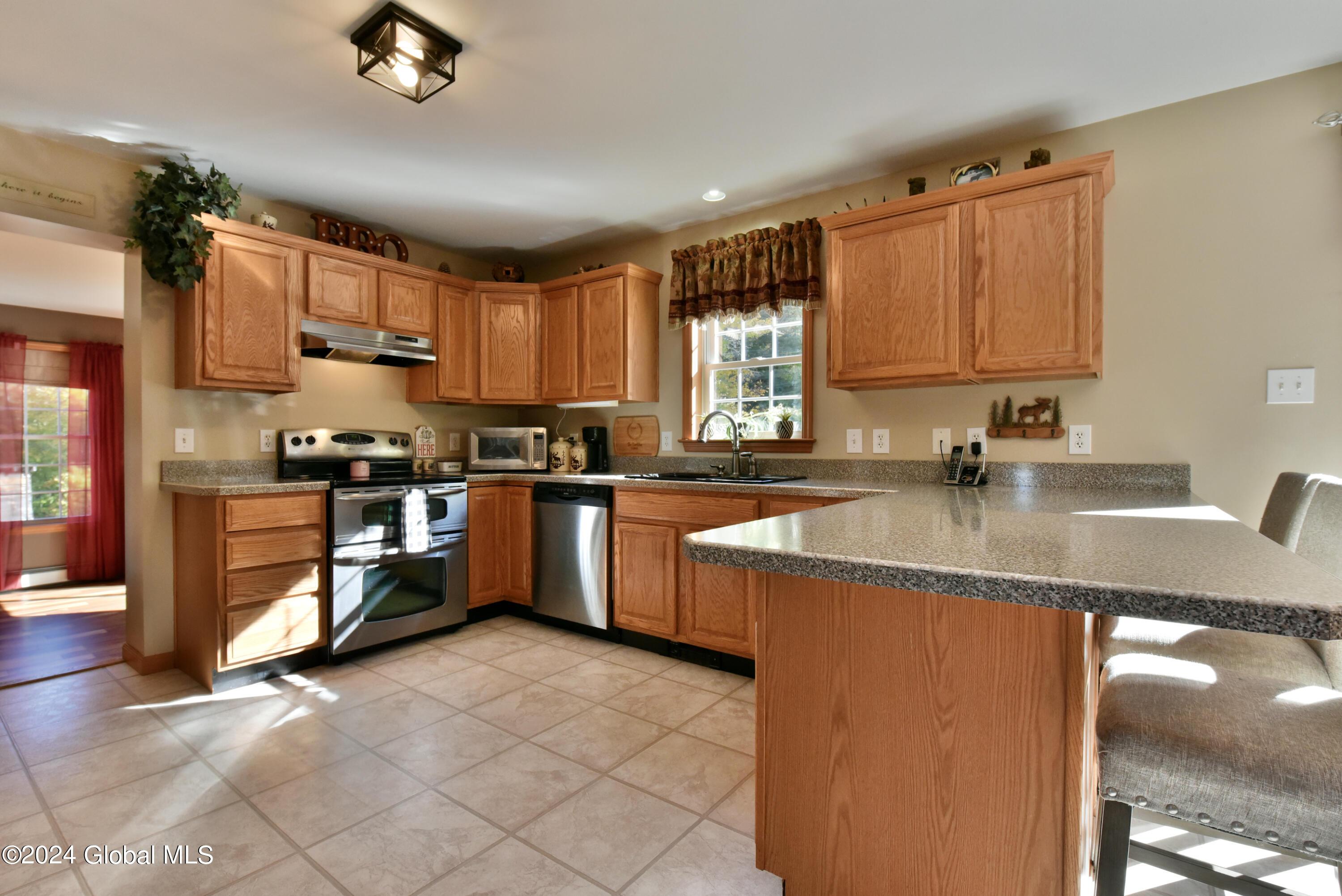 19 Reynolds Mountain Road