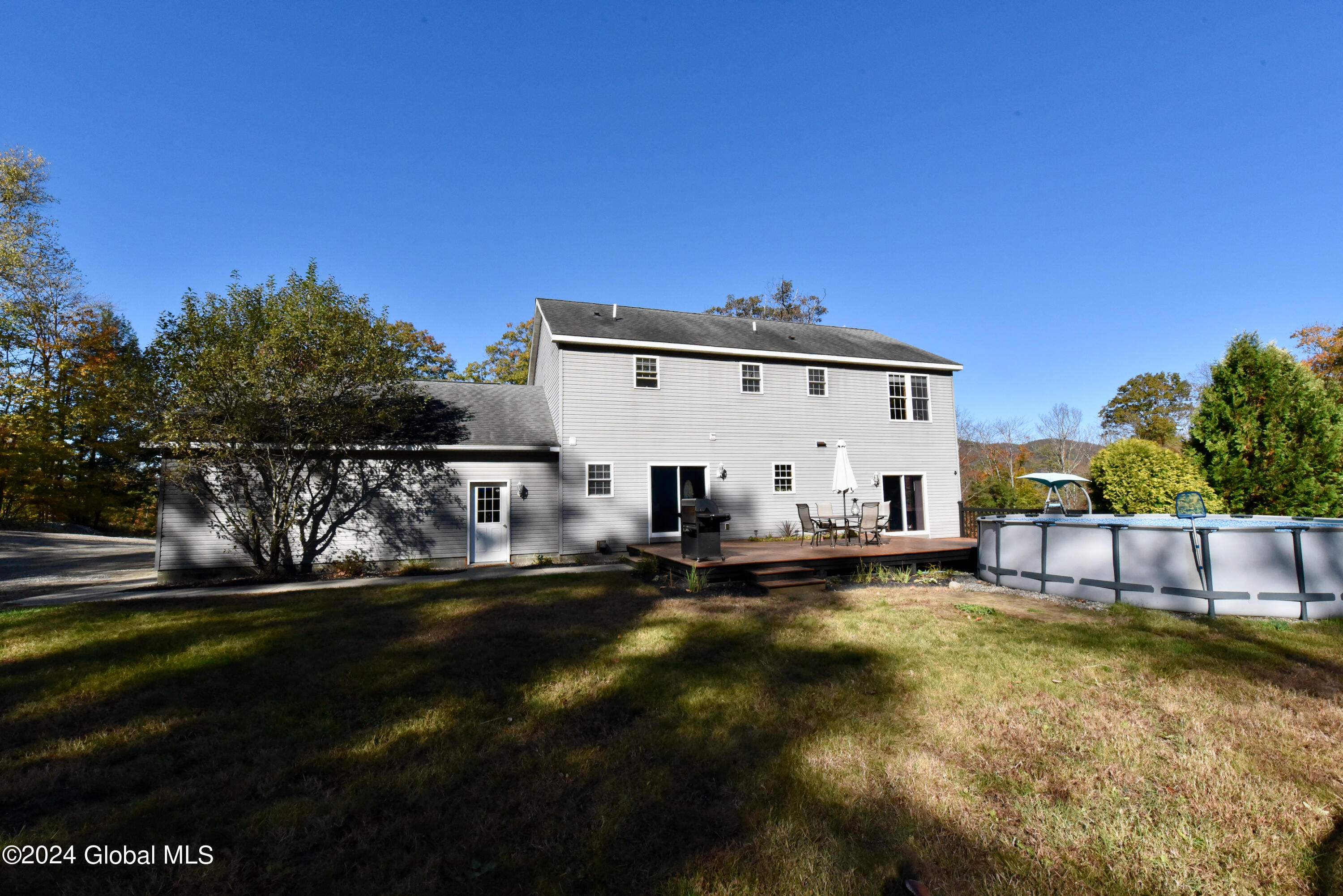 19 Reynolds Mountain Road