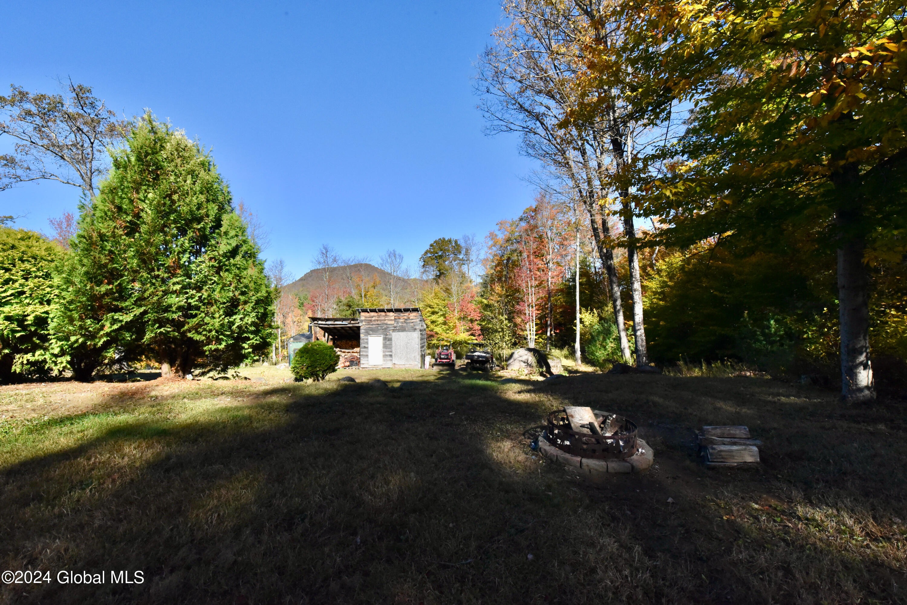 19 Reynolds Mountain Road