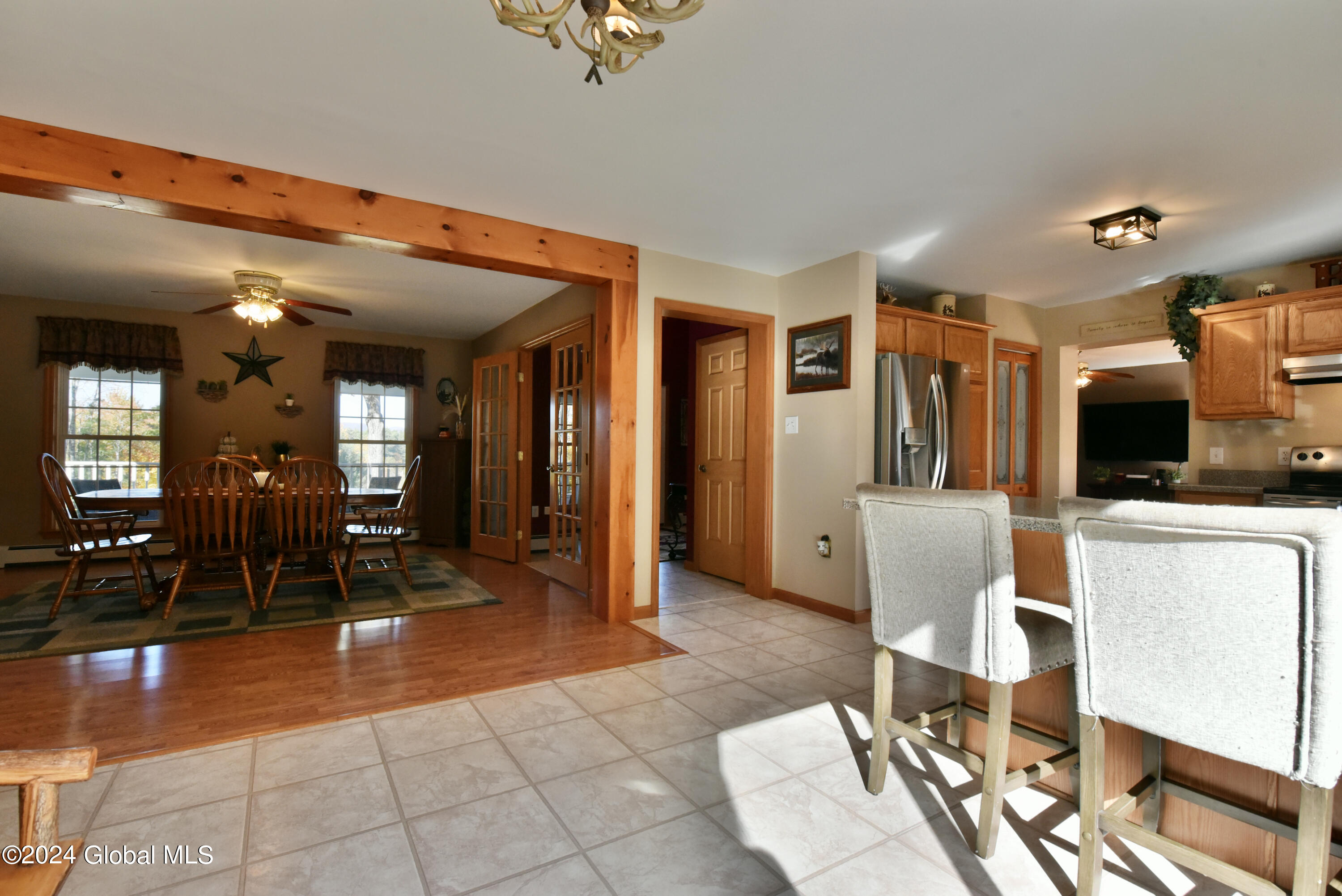 19 Reynolds Mountain Road