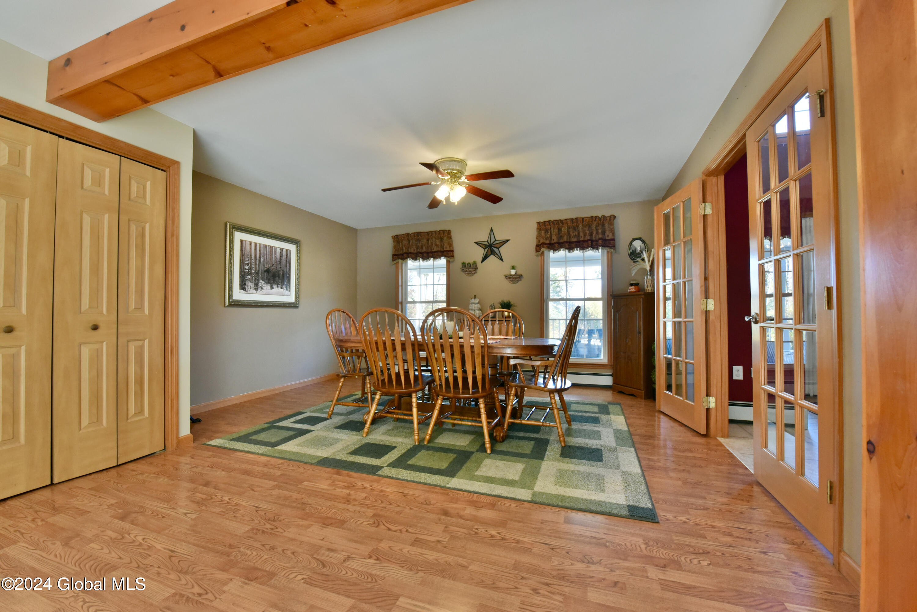 19 Reynolds Mountain Road