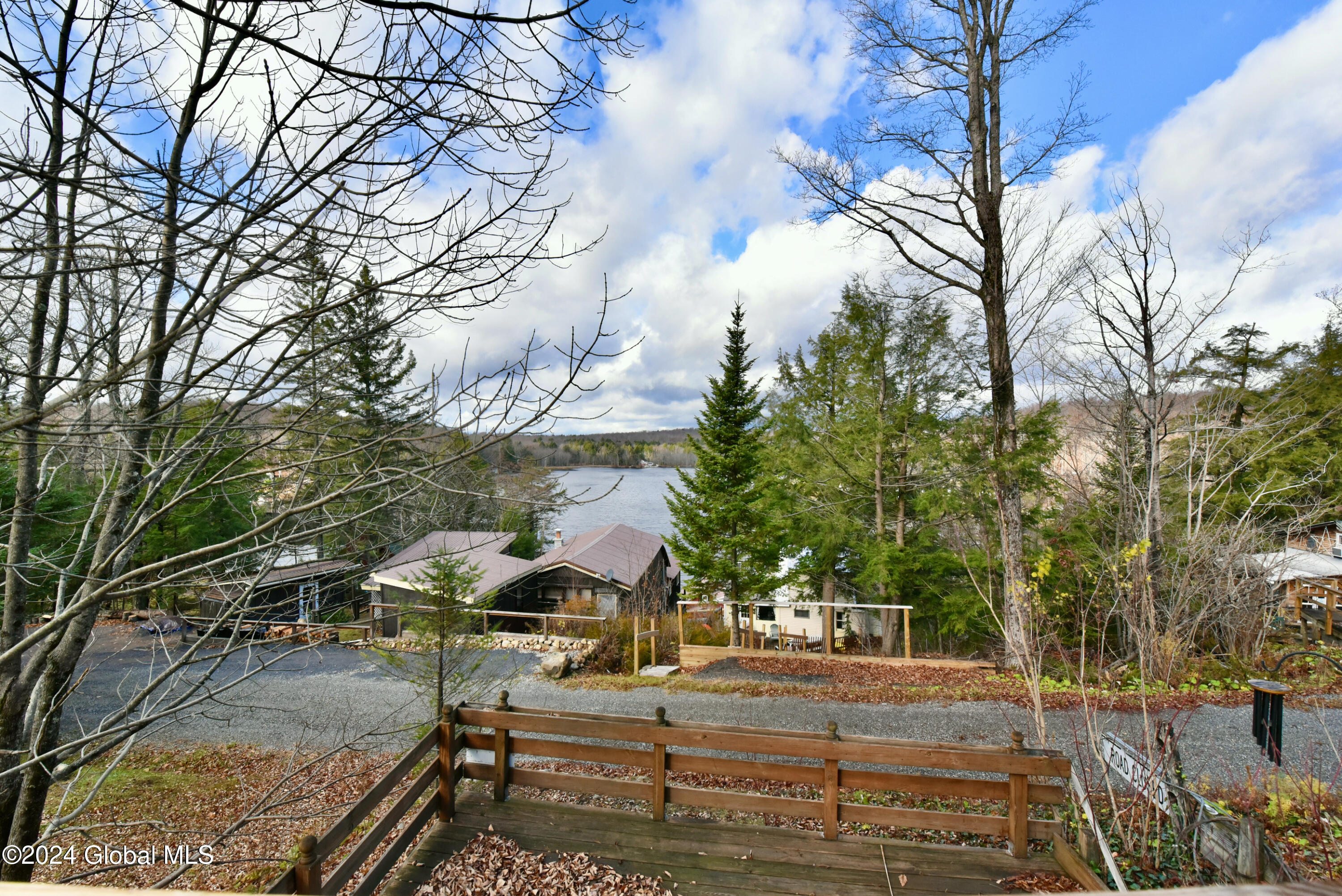 4 Mountain Street