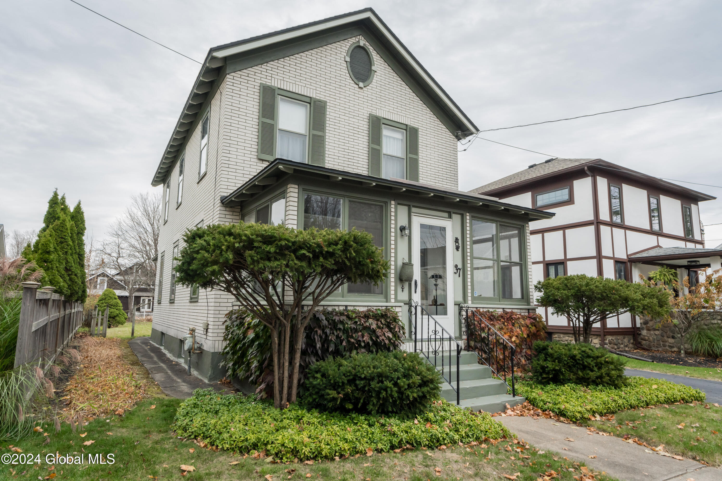 37 Webster Street