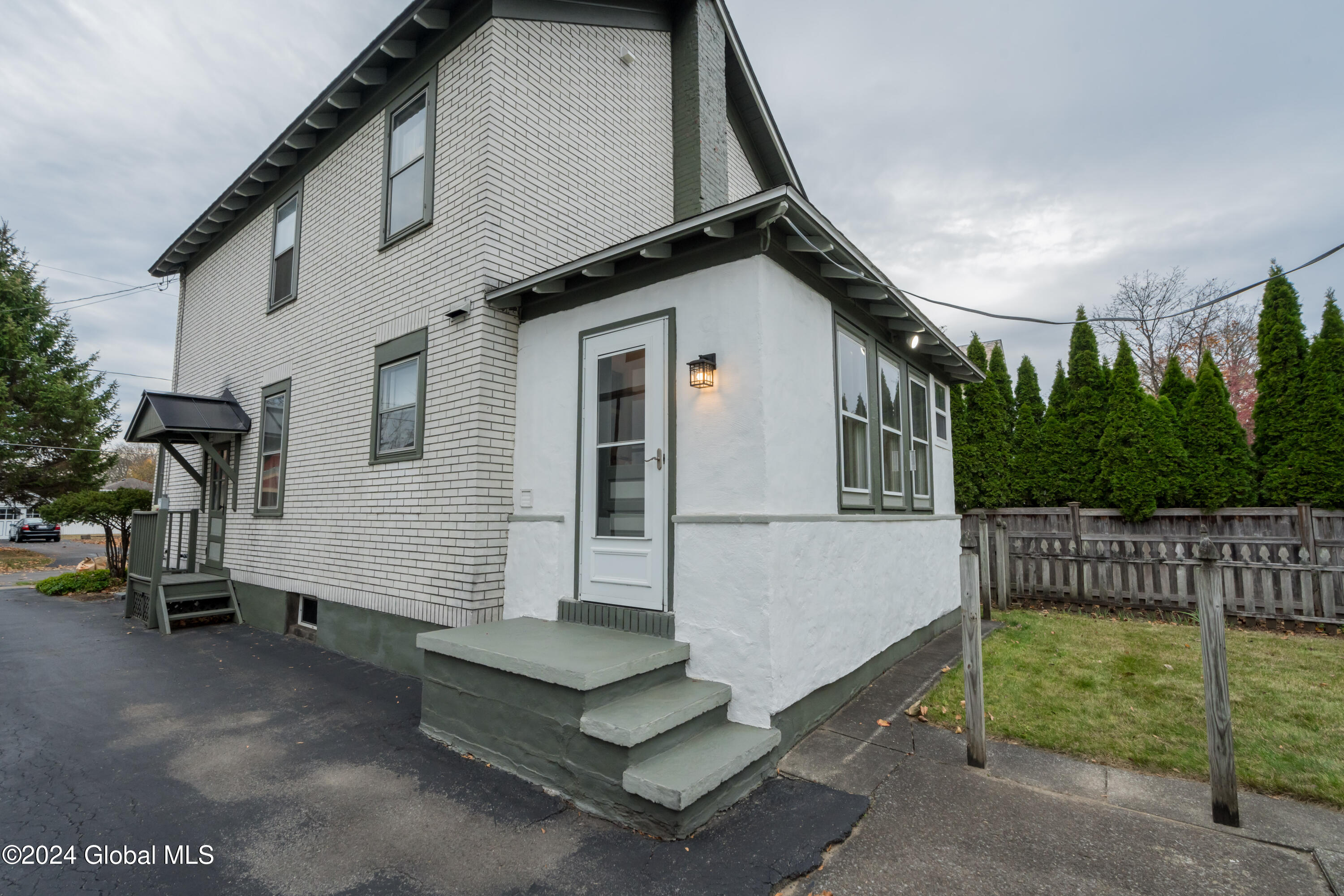 37 Webster Street