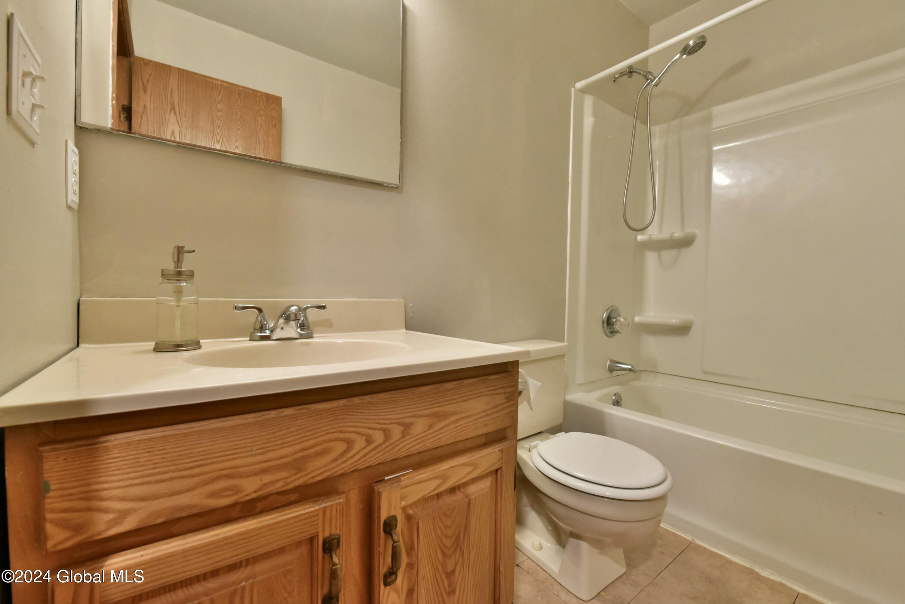 27 Collamer Drive