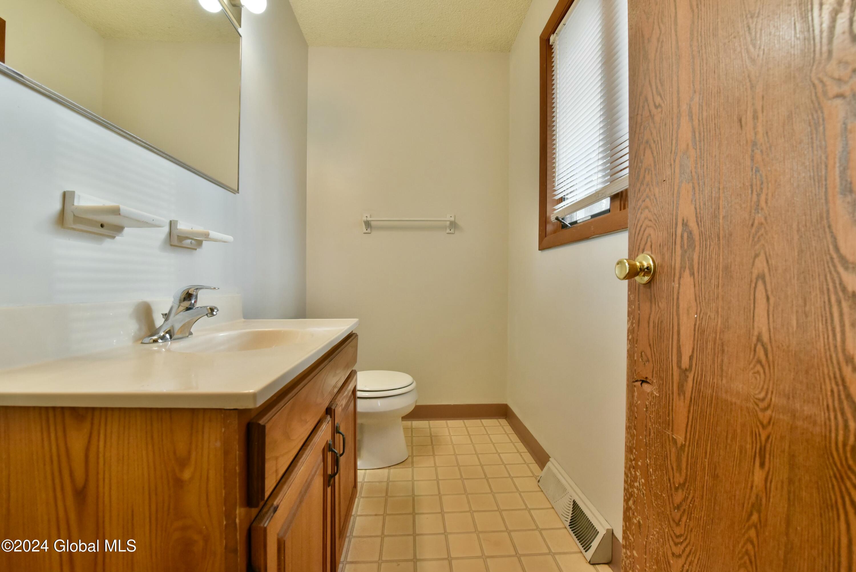 27 Collamer Drive