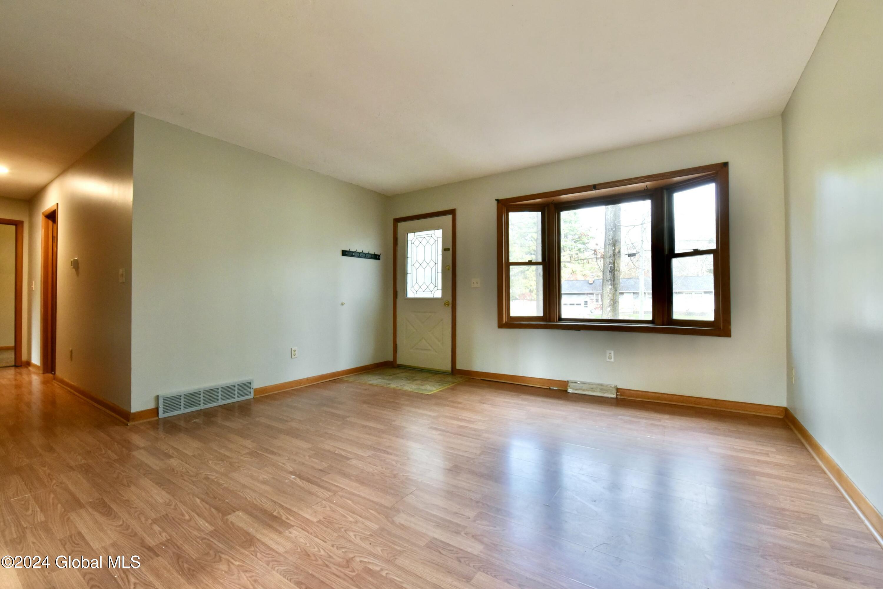 27 Collamer Drive