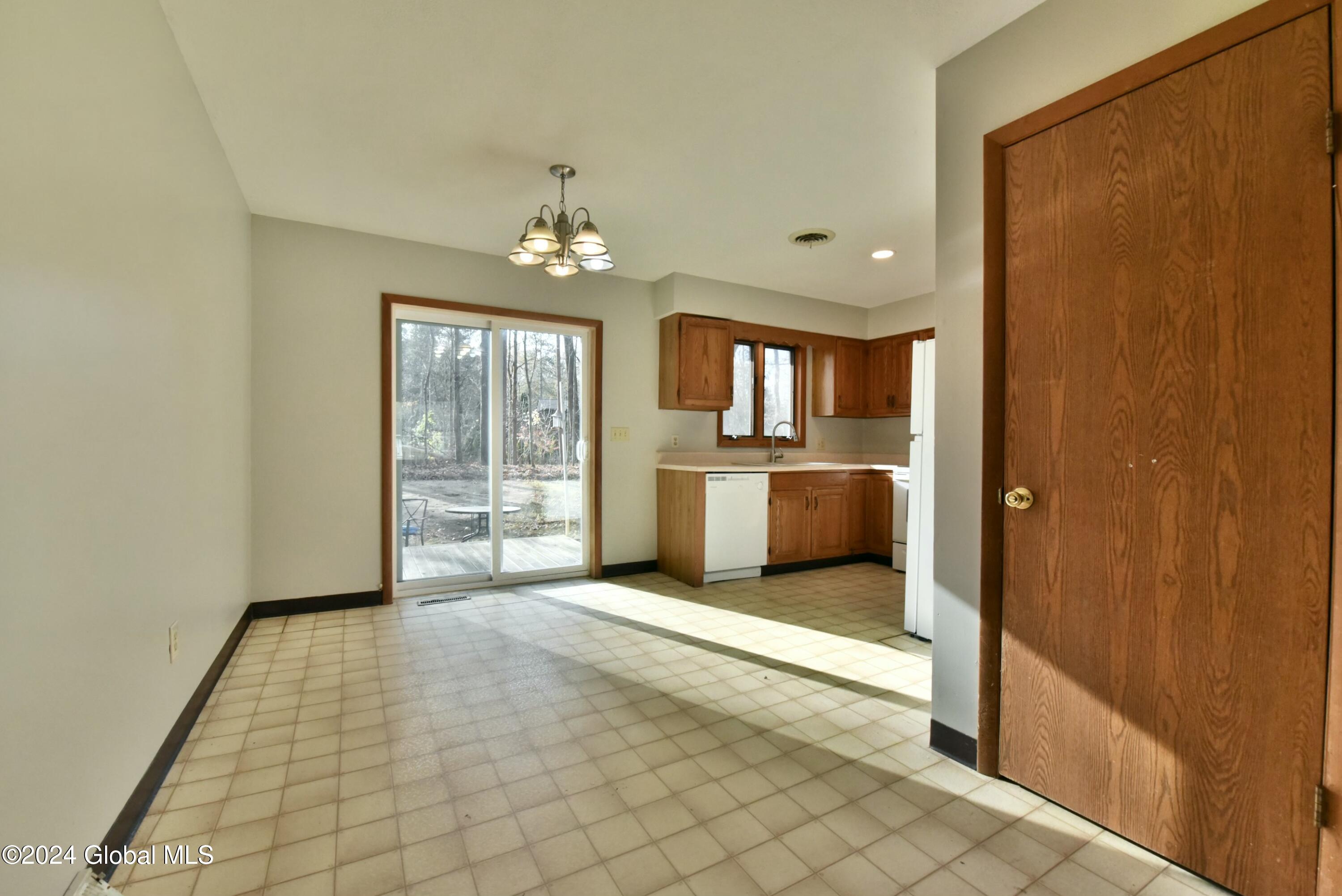 27 Collamer Drive
