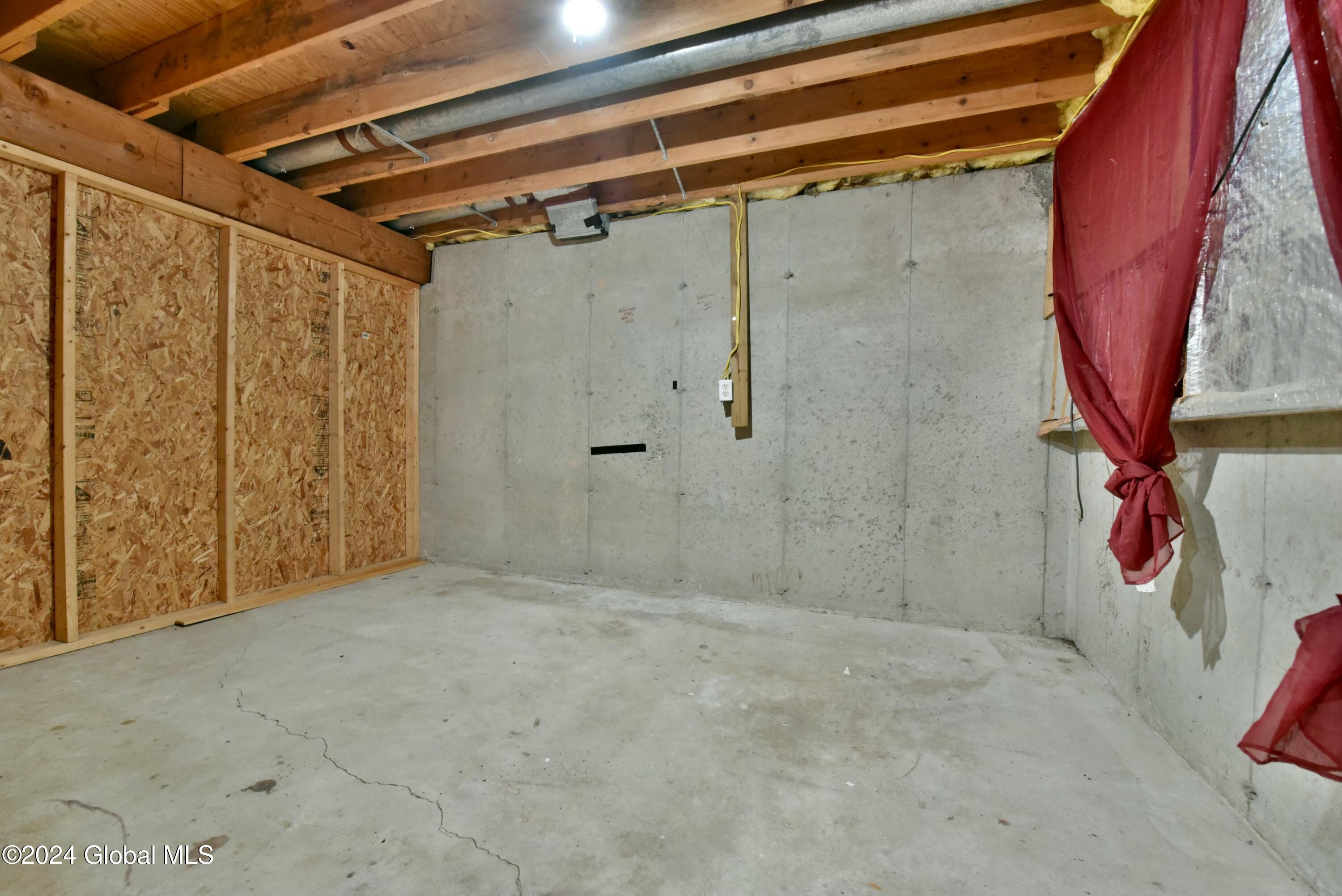 27 Collamer Drive