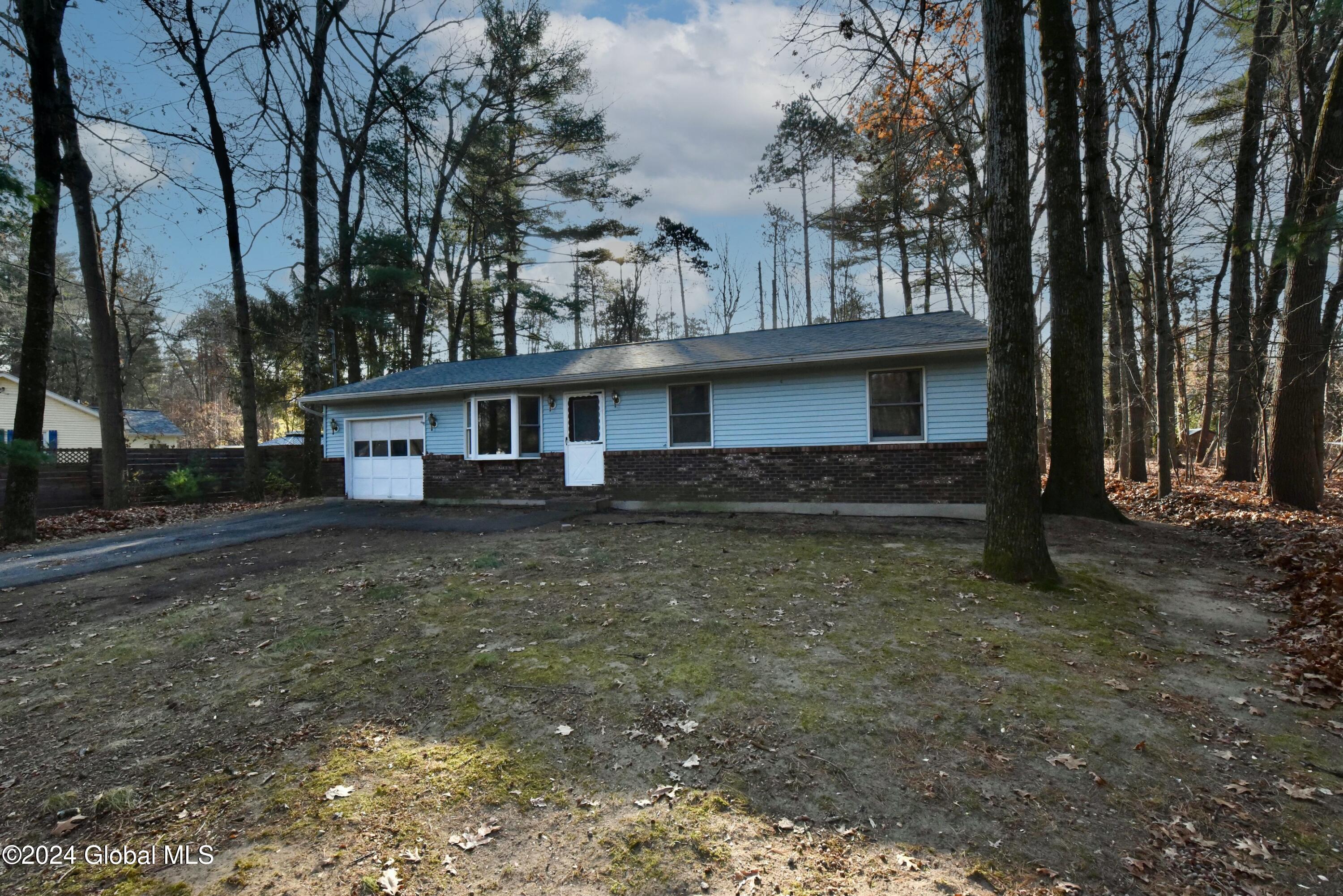 27 Collamer Drive