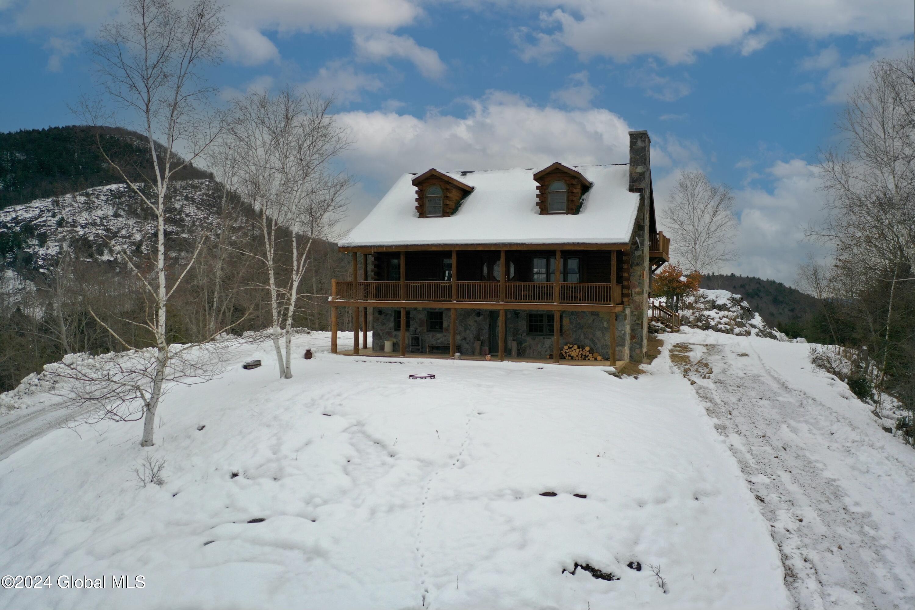 64 Reynolds Mountain Road