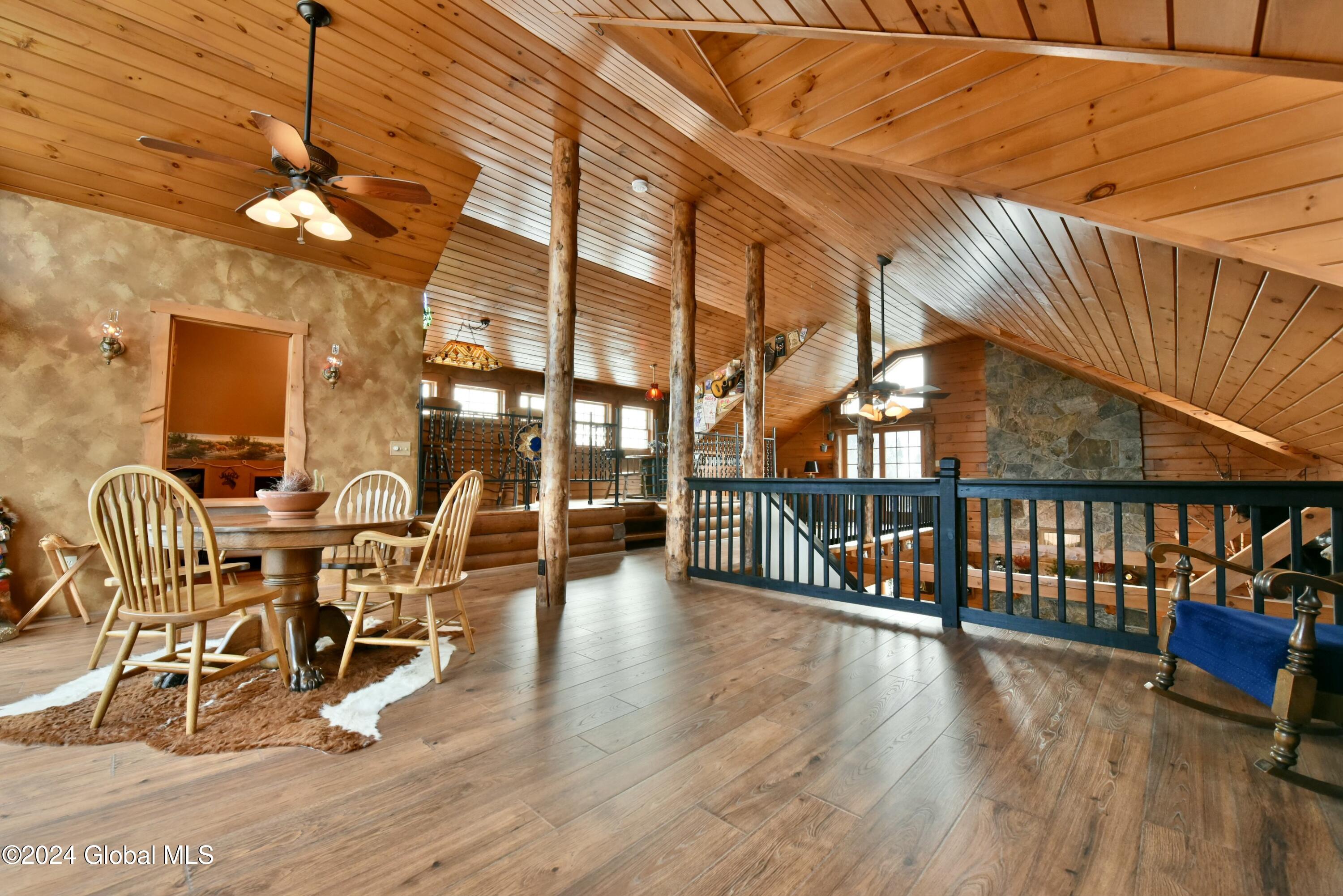 64 Reynolds Mountain Road