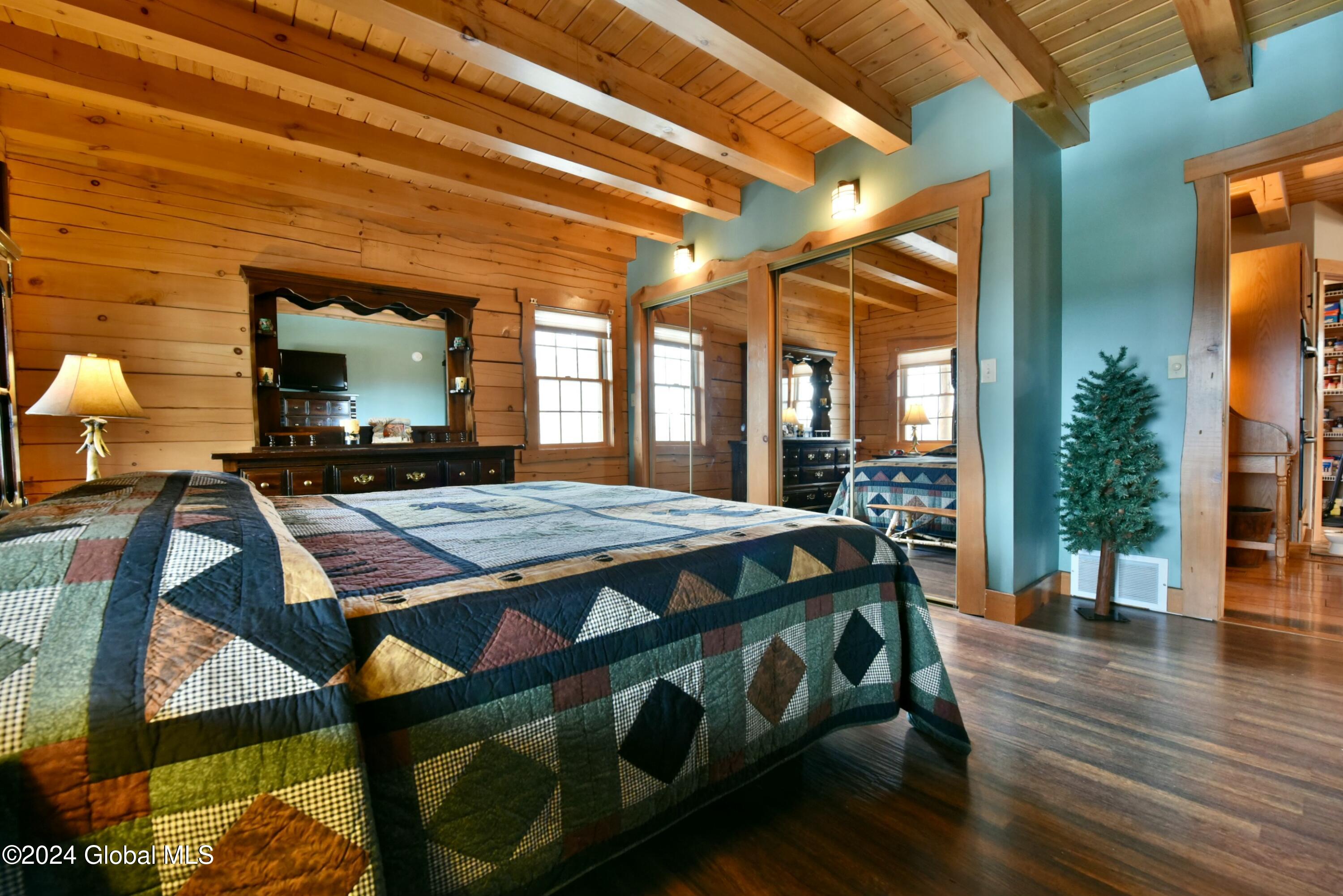 64 Reynolds Mountain Road
