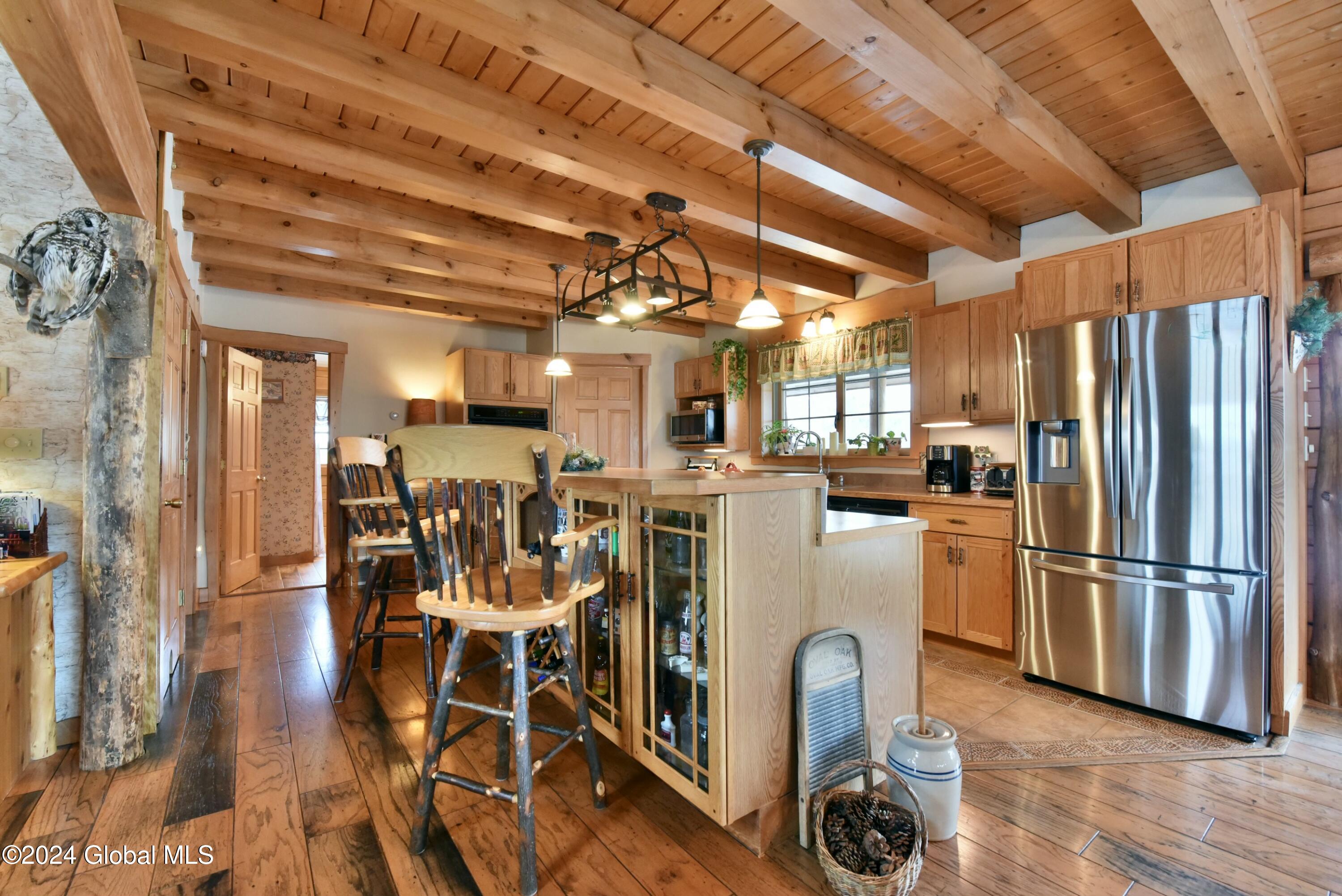 64 Reynolds Mountain Road