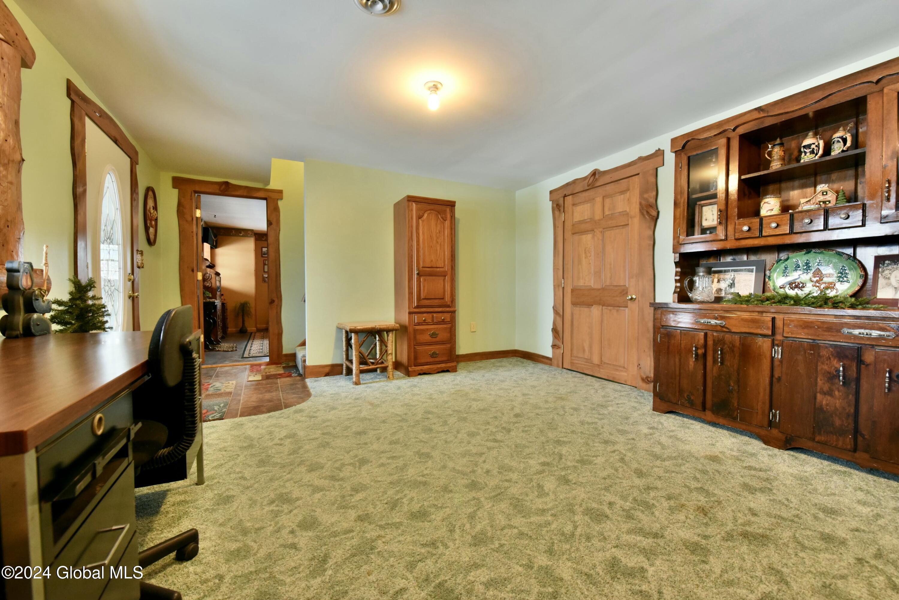 64 Reynolds Mountain Road