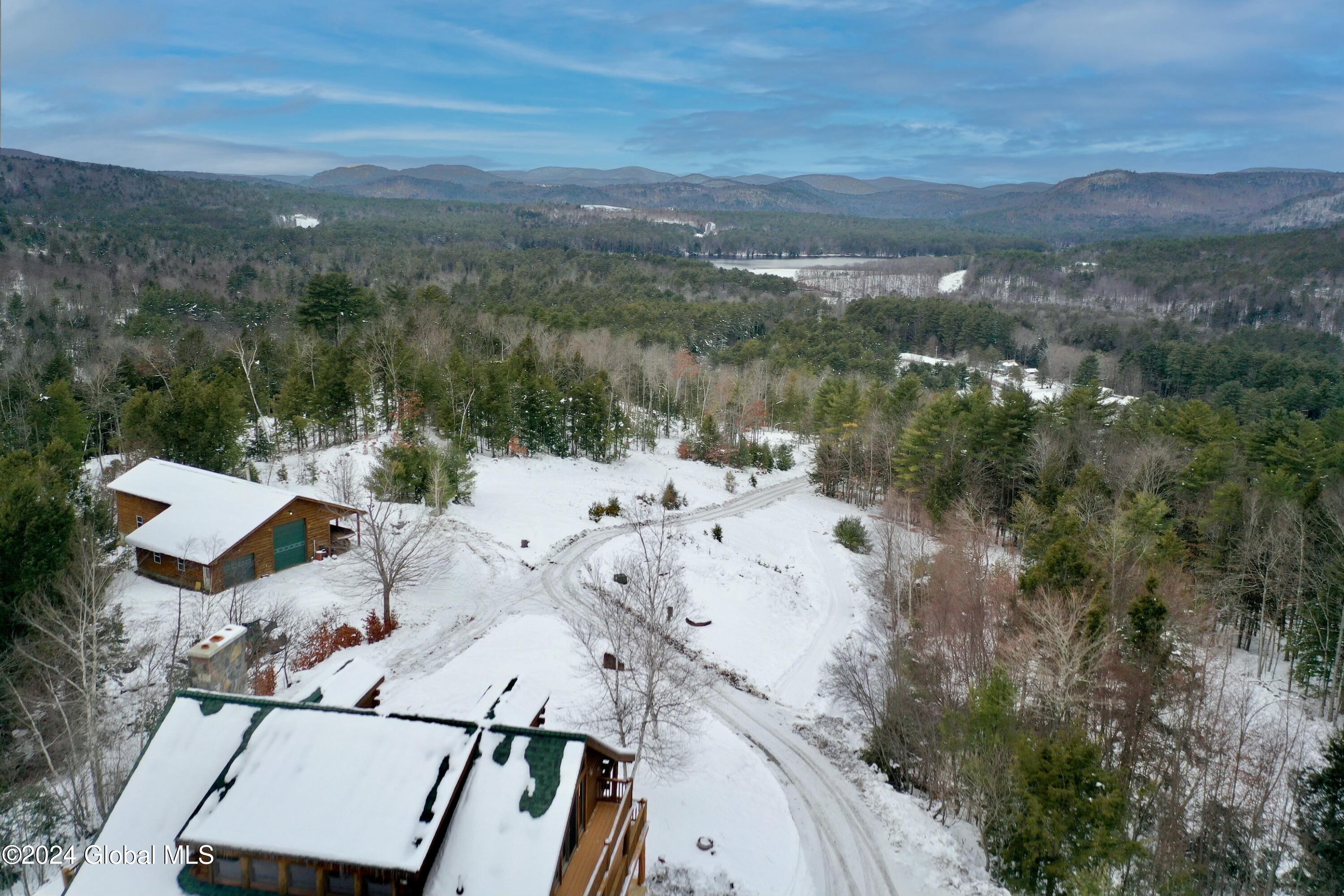 64 Reynolds Mountain Road