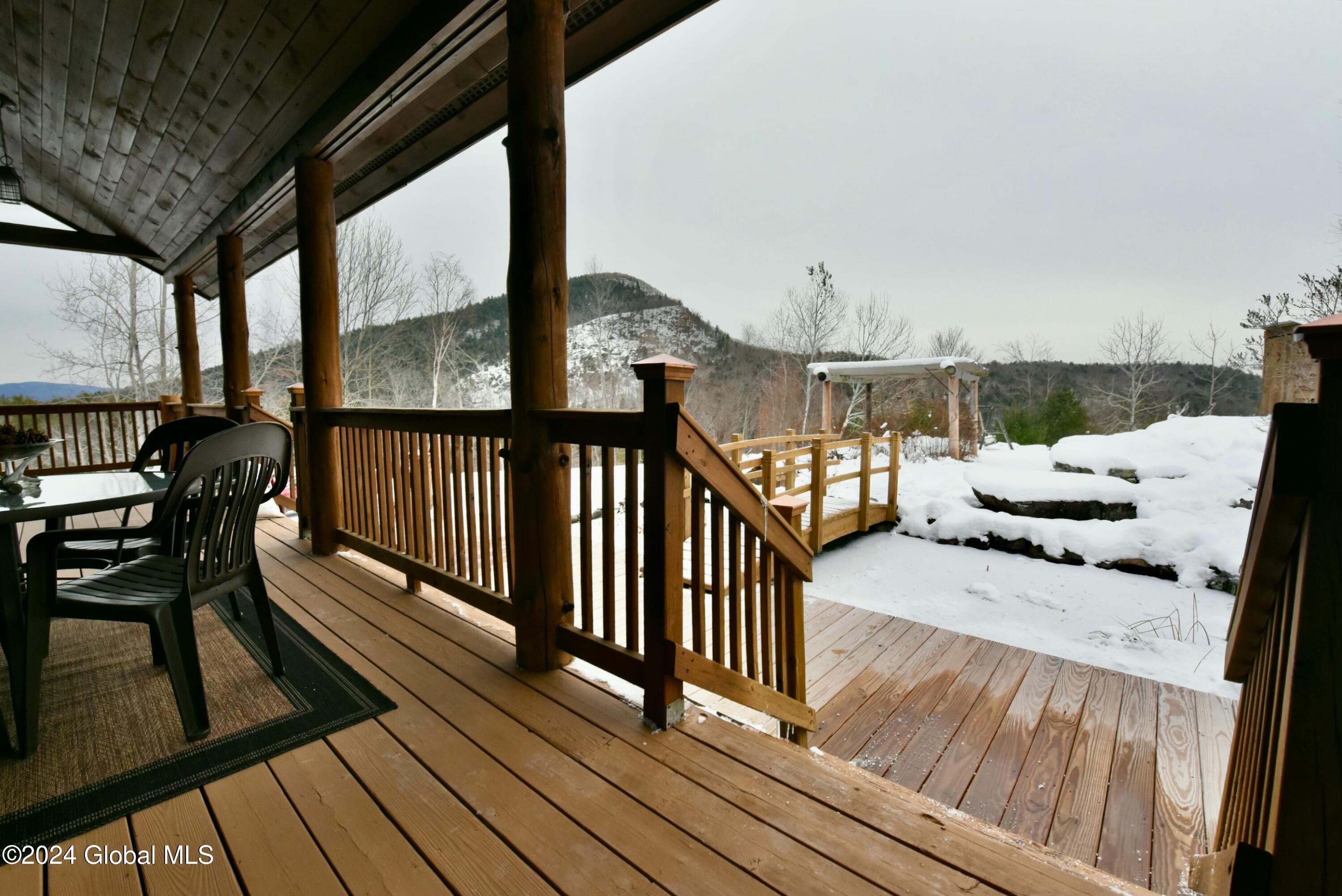 64 Reynolds Mountain Road
