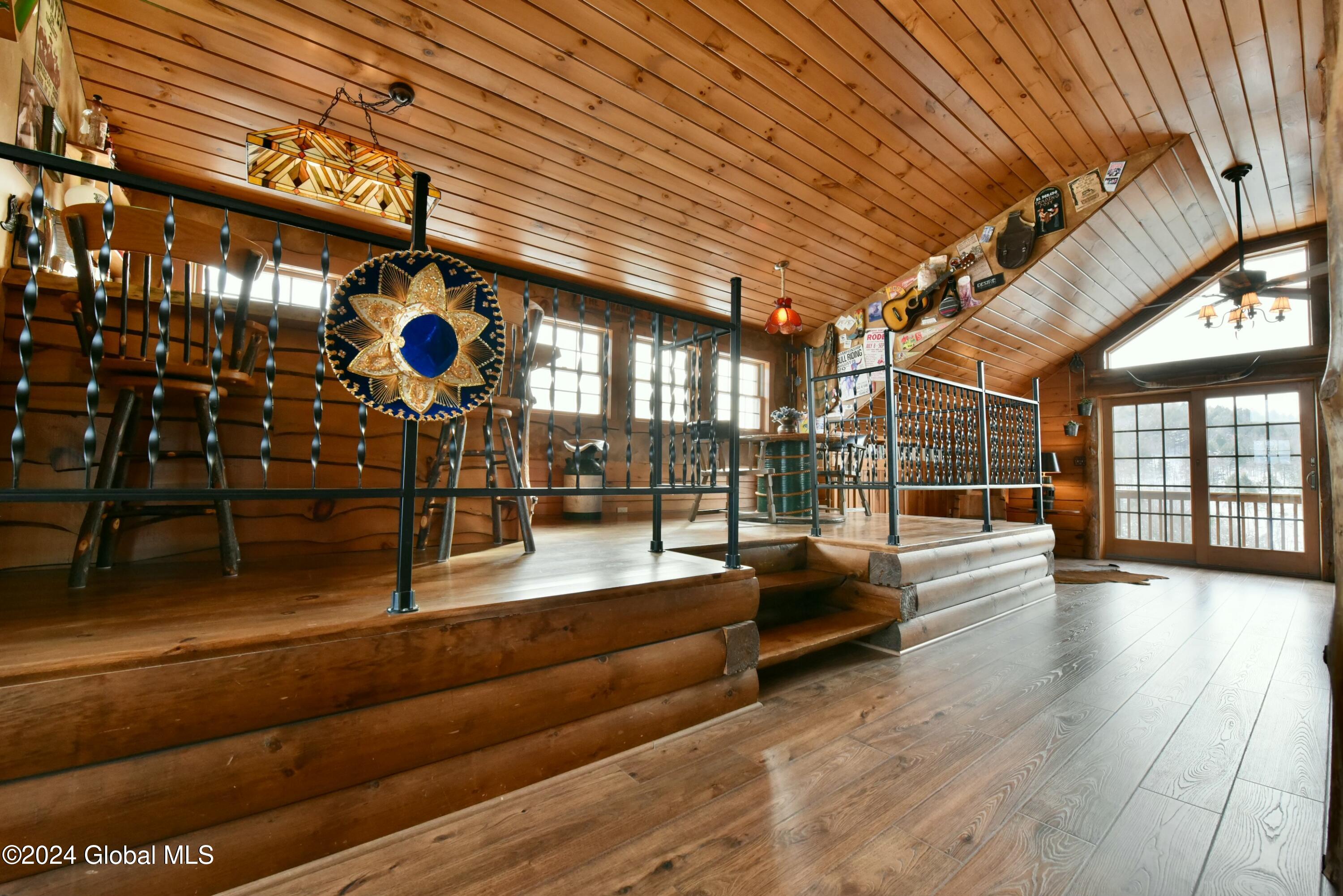 64 Reynolds Mountain Road