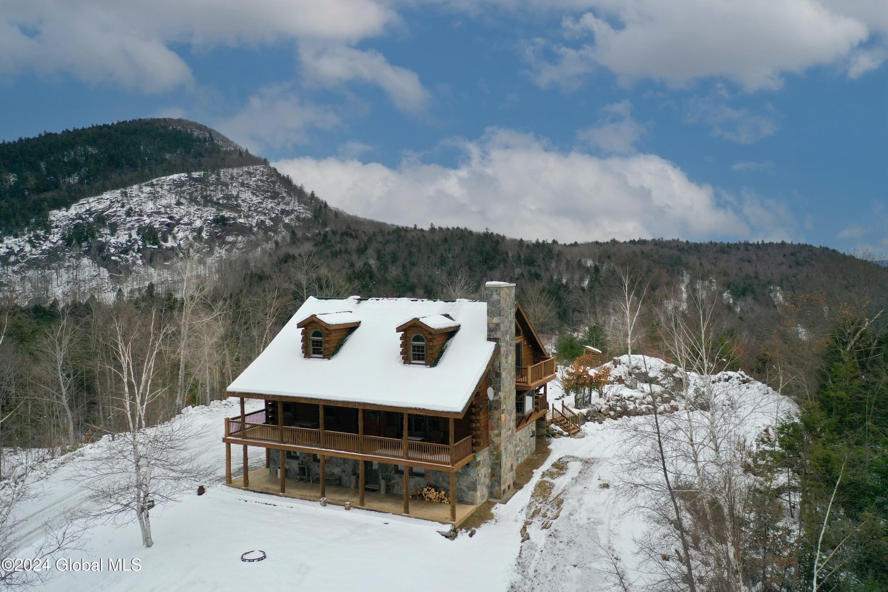64 Reynolds Mountain Road