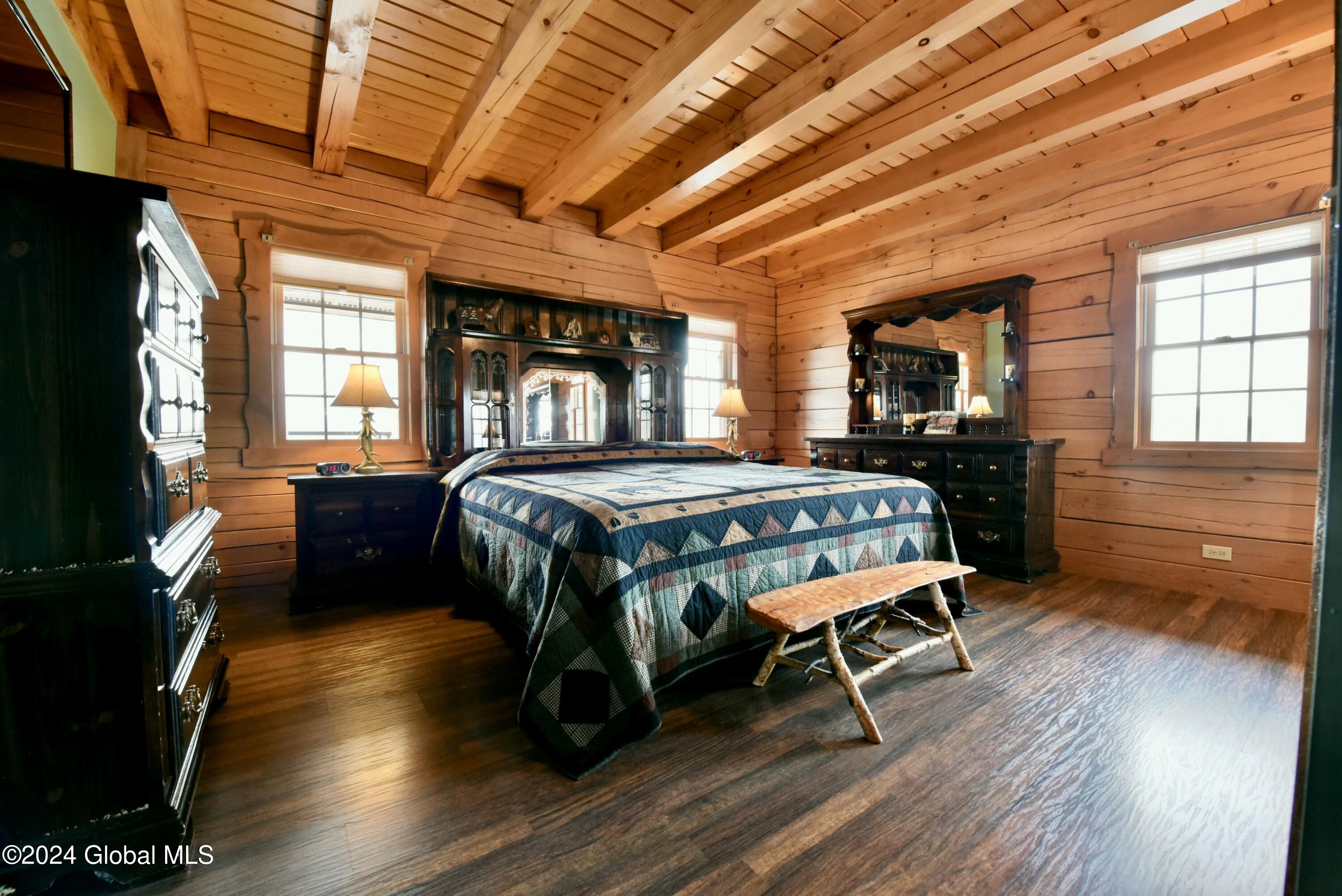 64 Reynolds Mountain Road