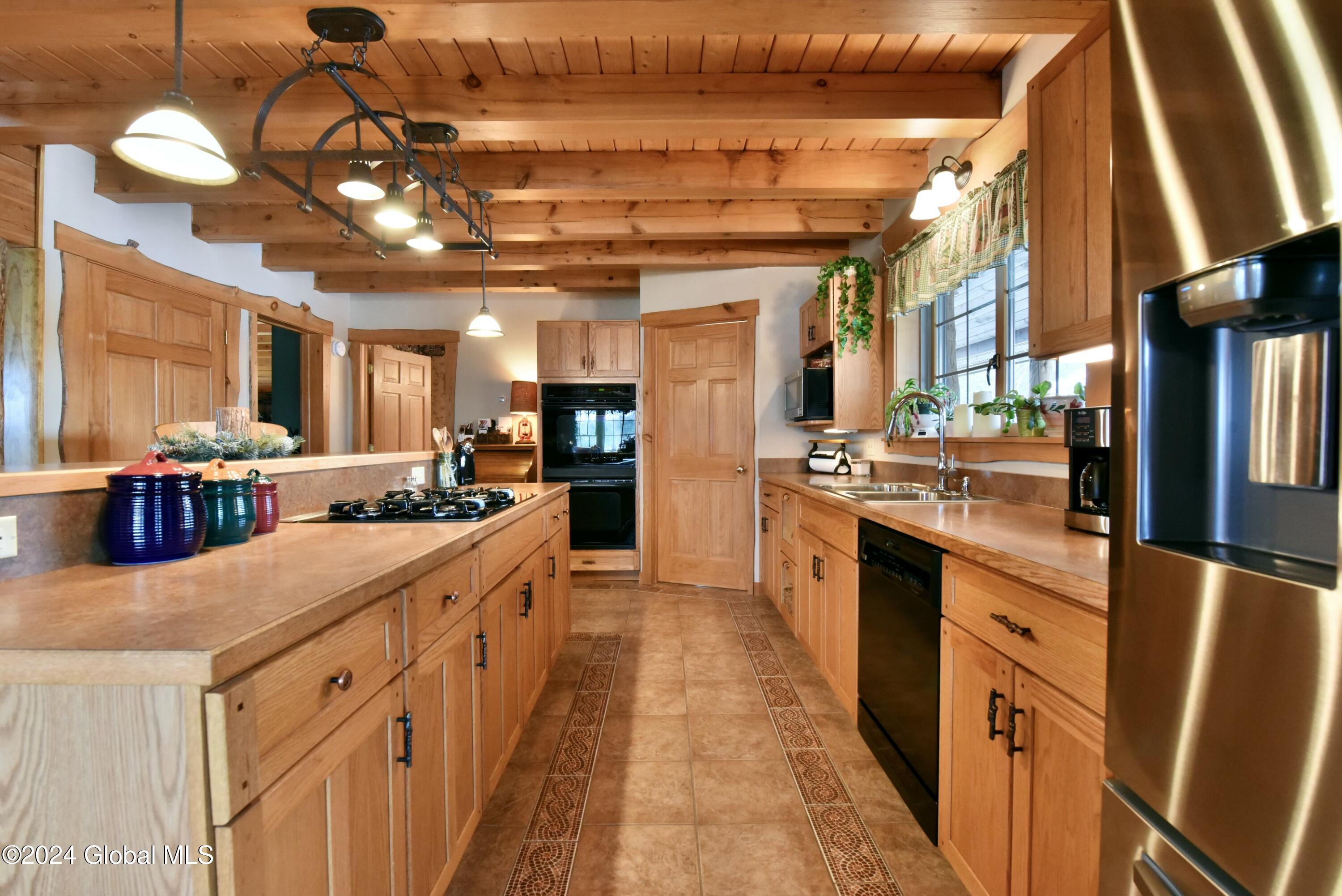 64 Reynolds Mountain Road