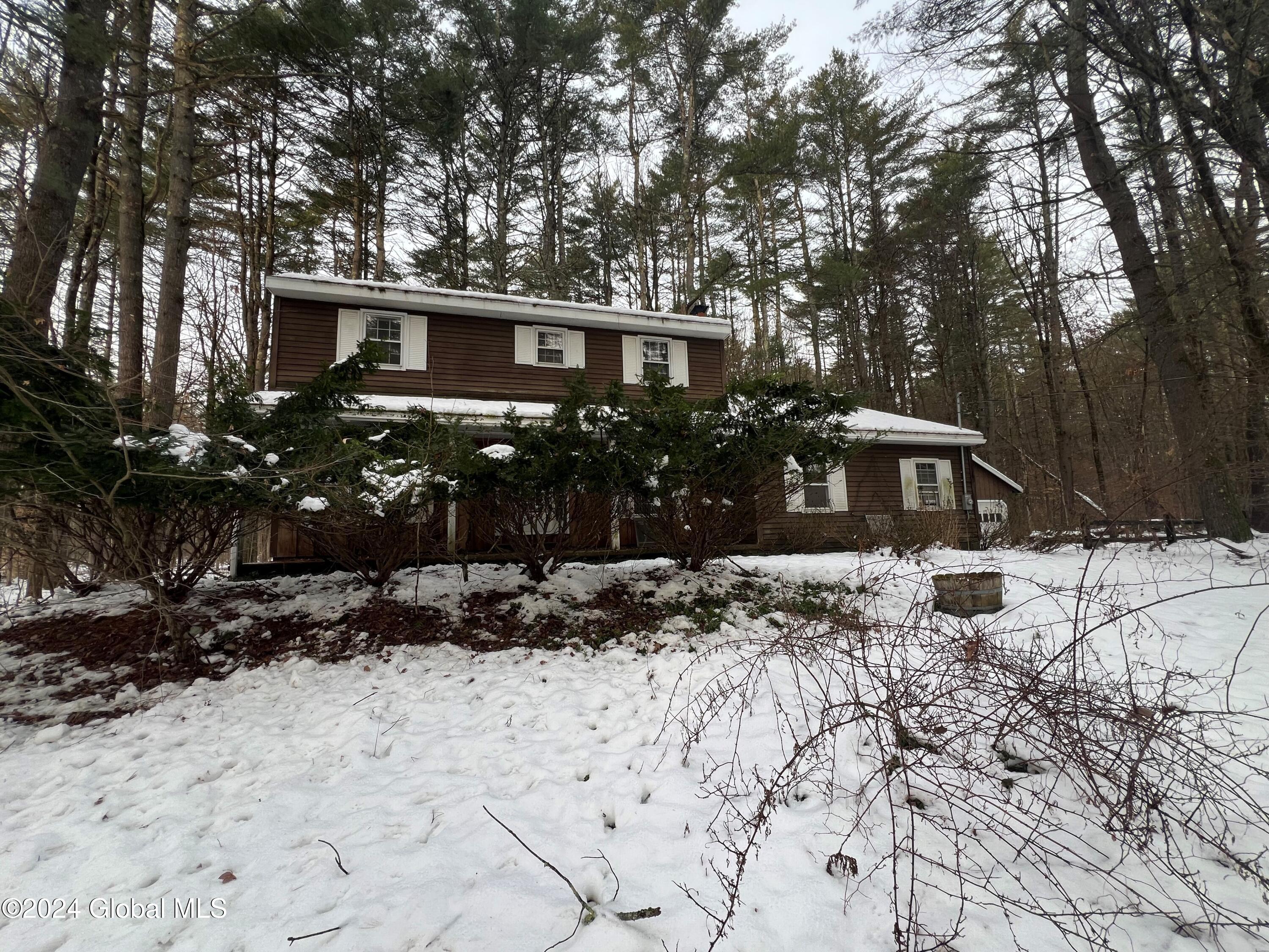 1011 Middleline Road
