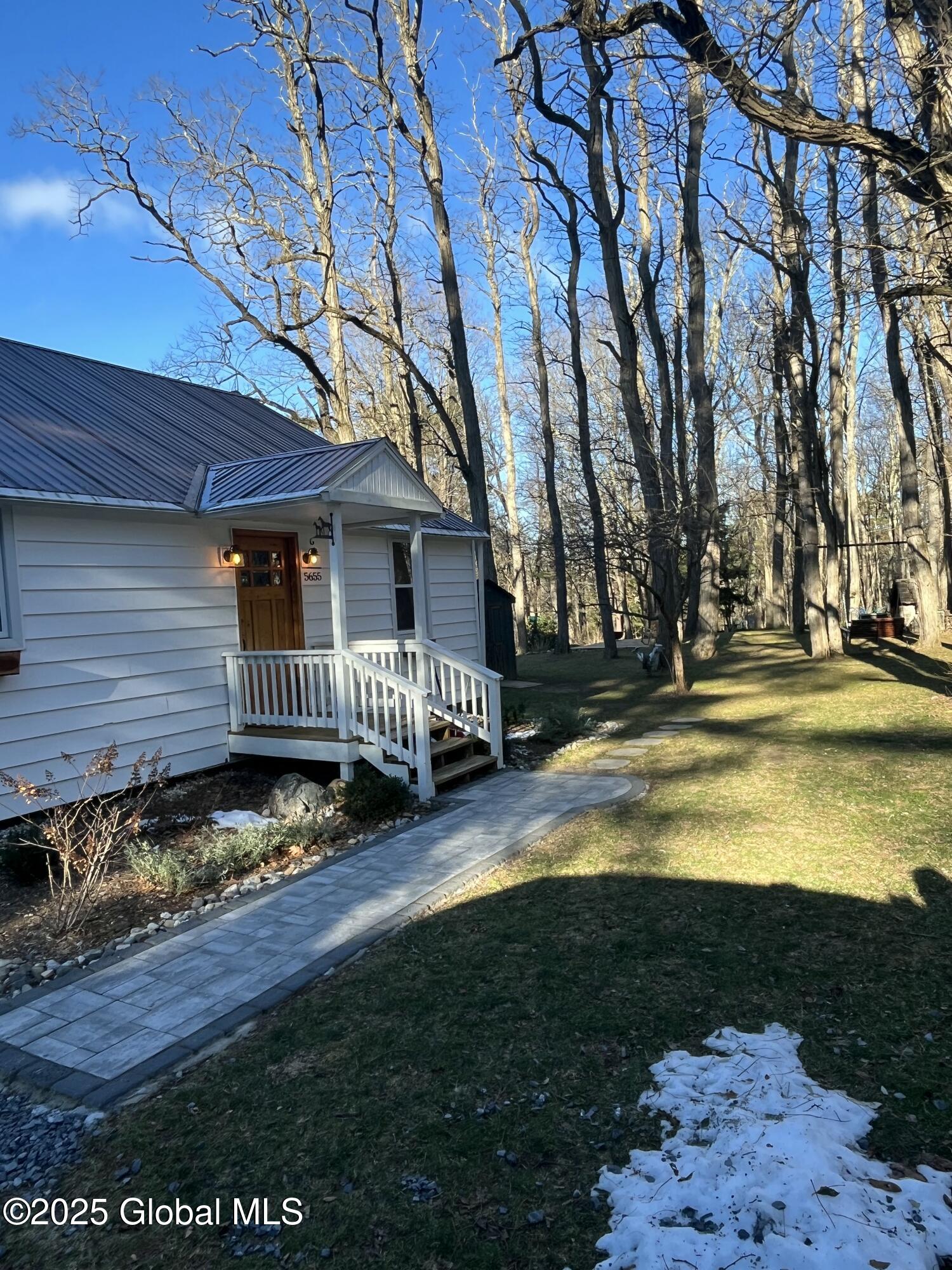 5655 Graves Road