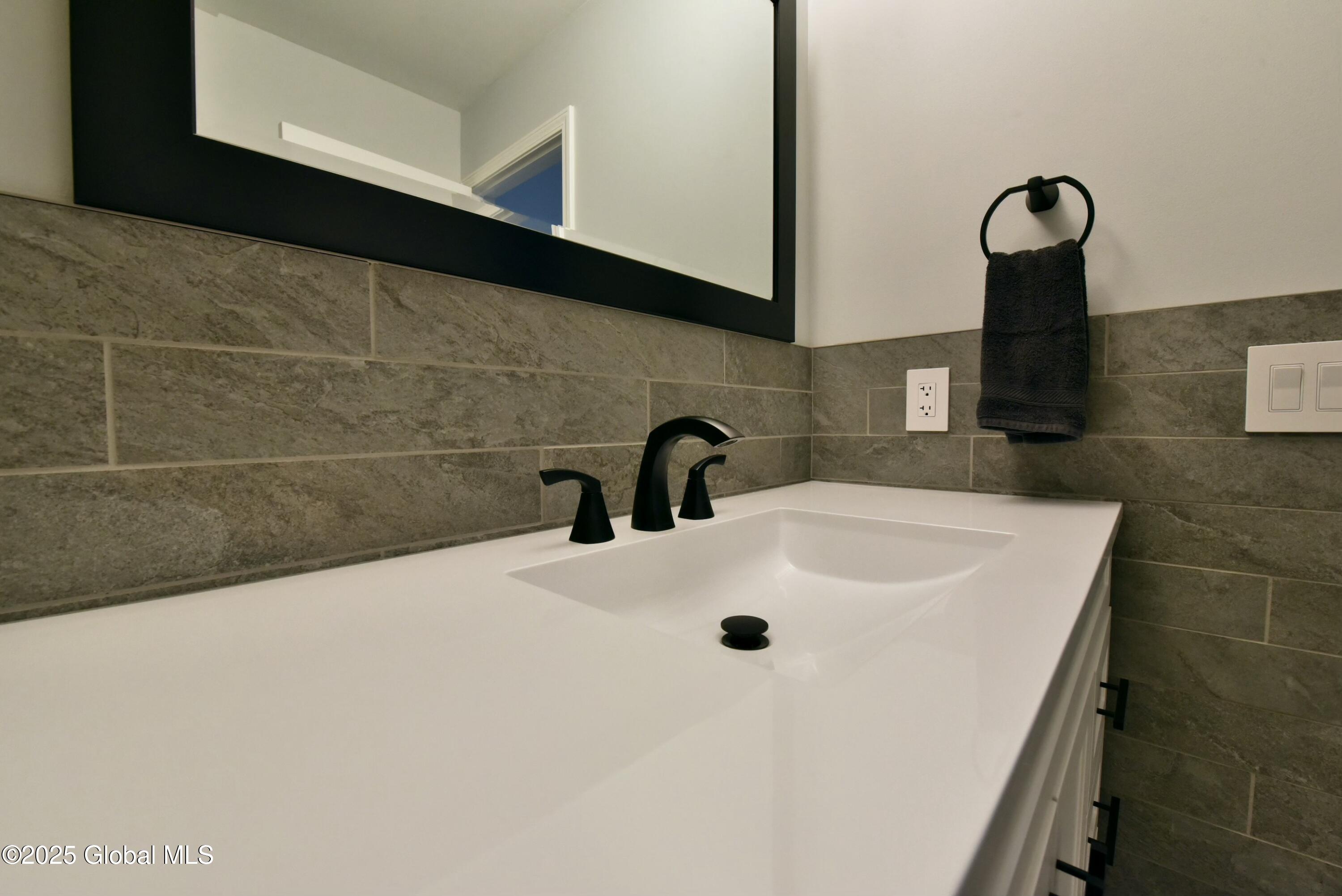 324 Ballston Avenue, # A5