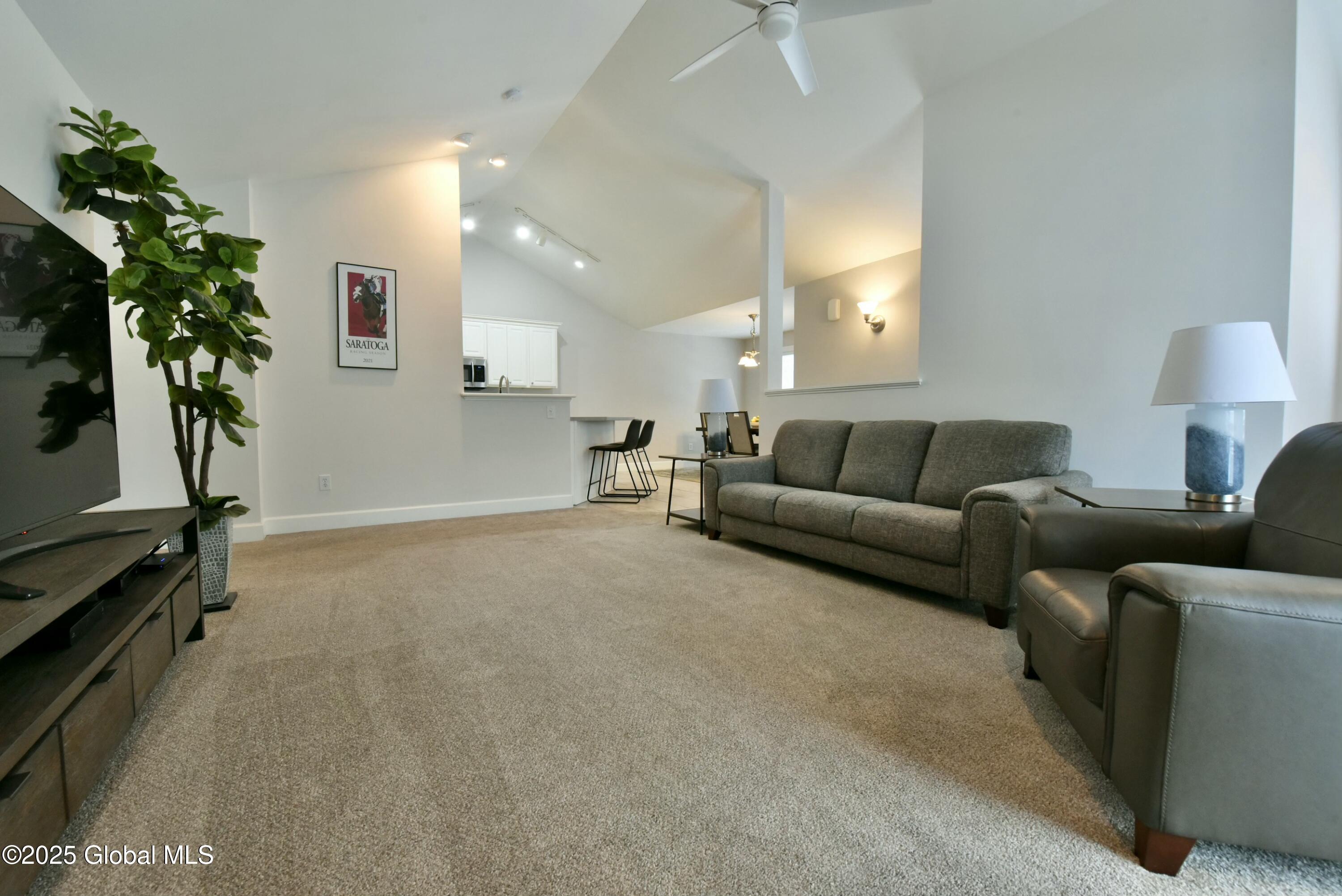 324 Ballston Avenue, # A5