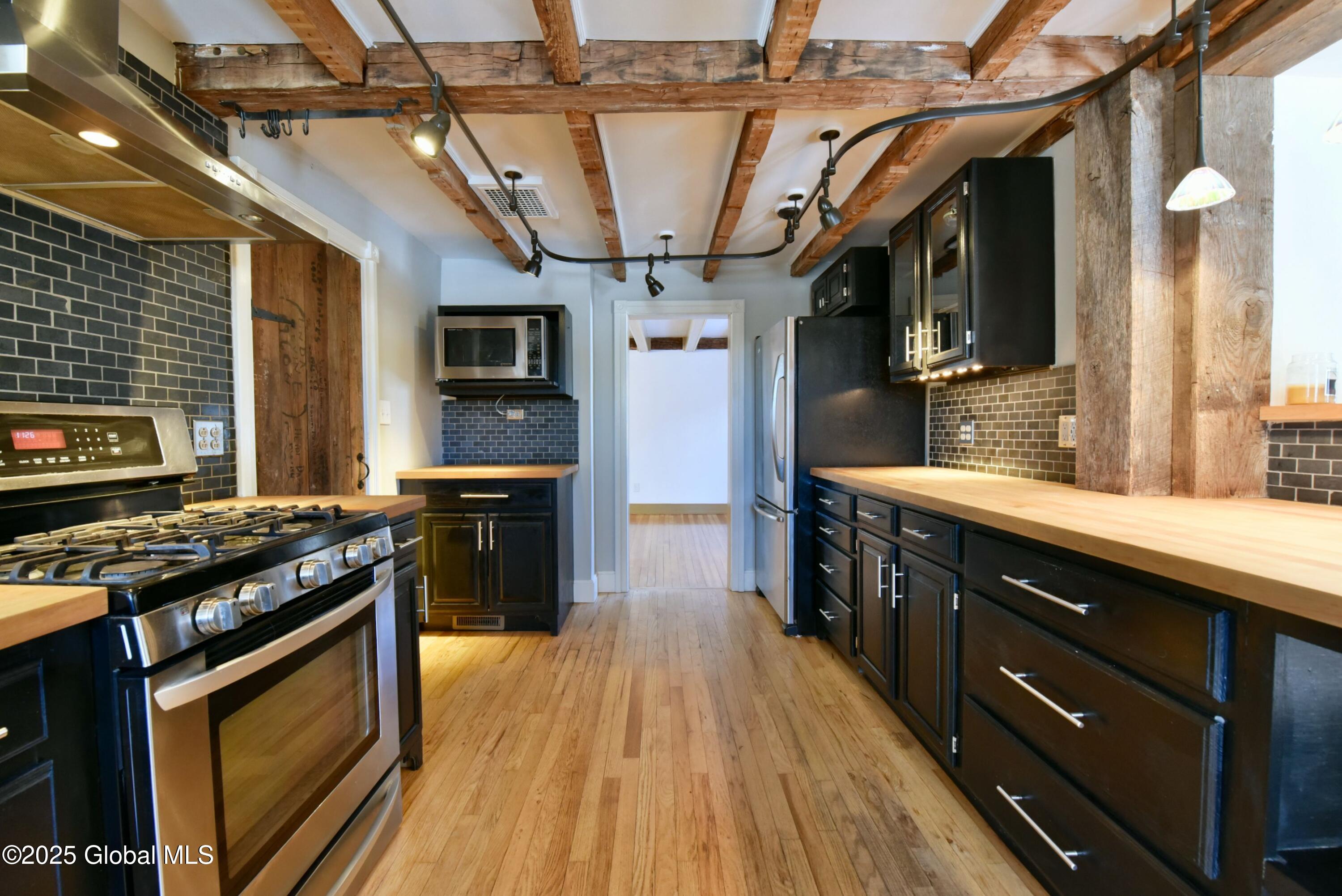81 Plank Road