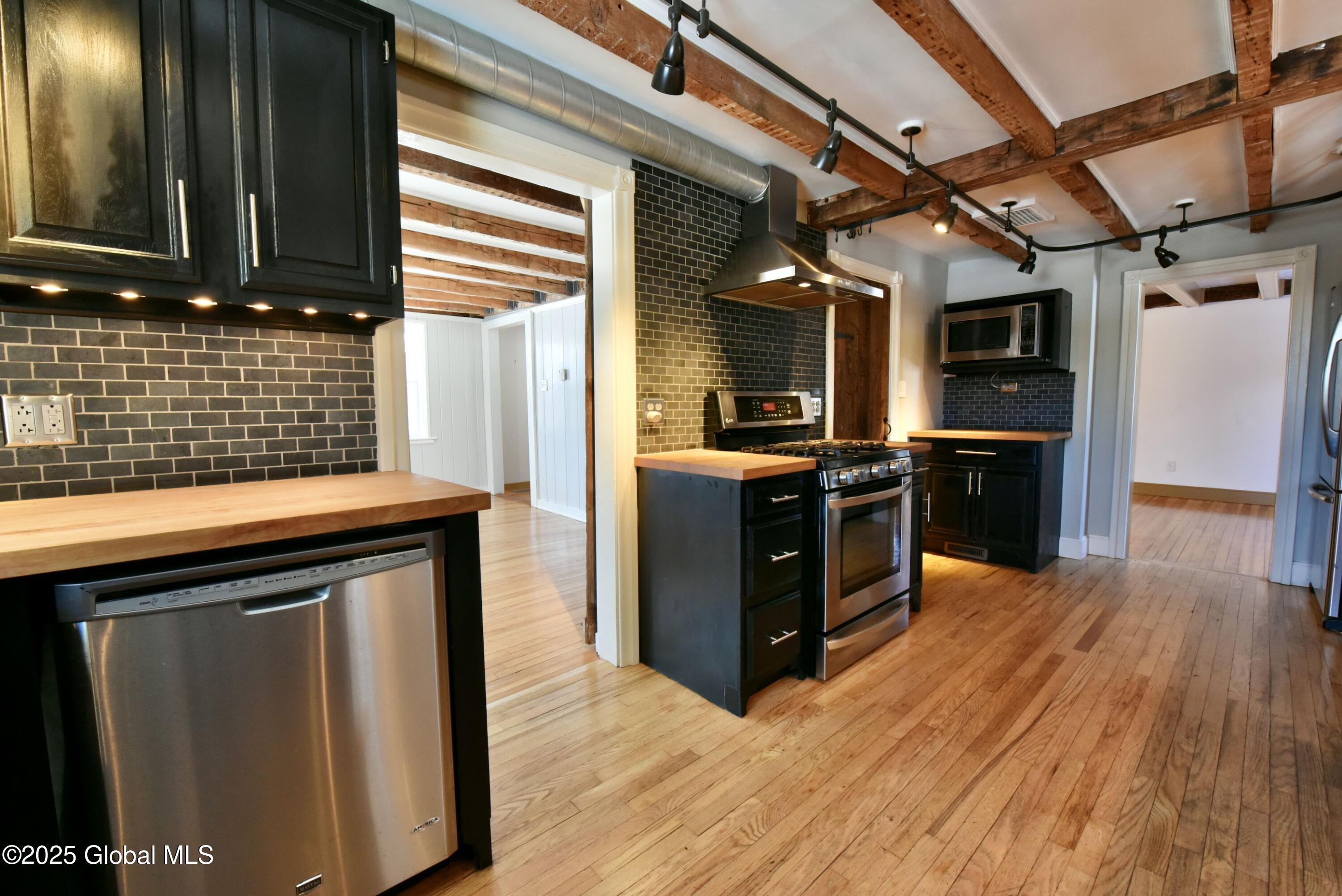 81 Plank Road