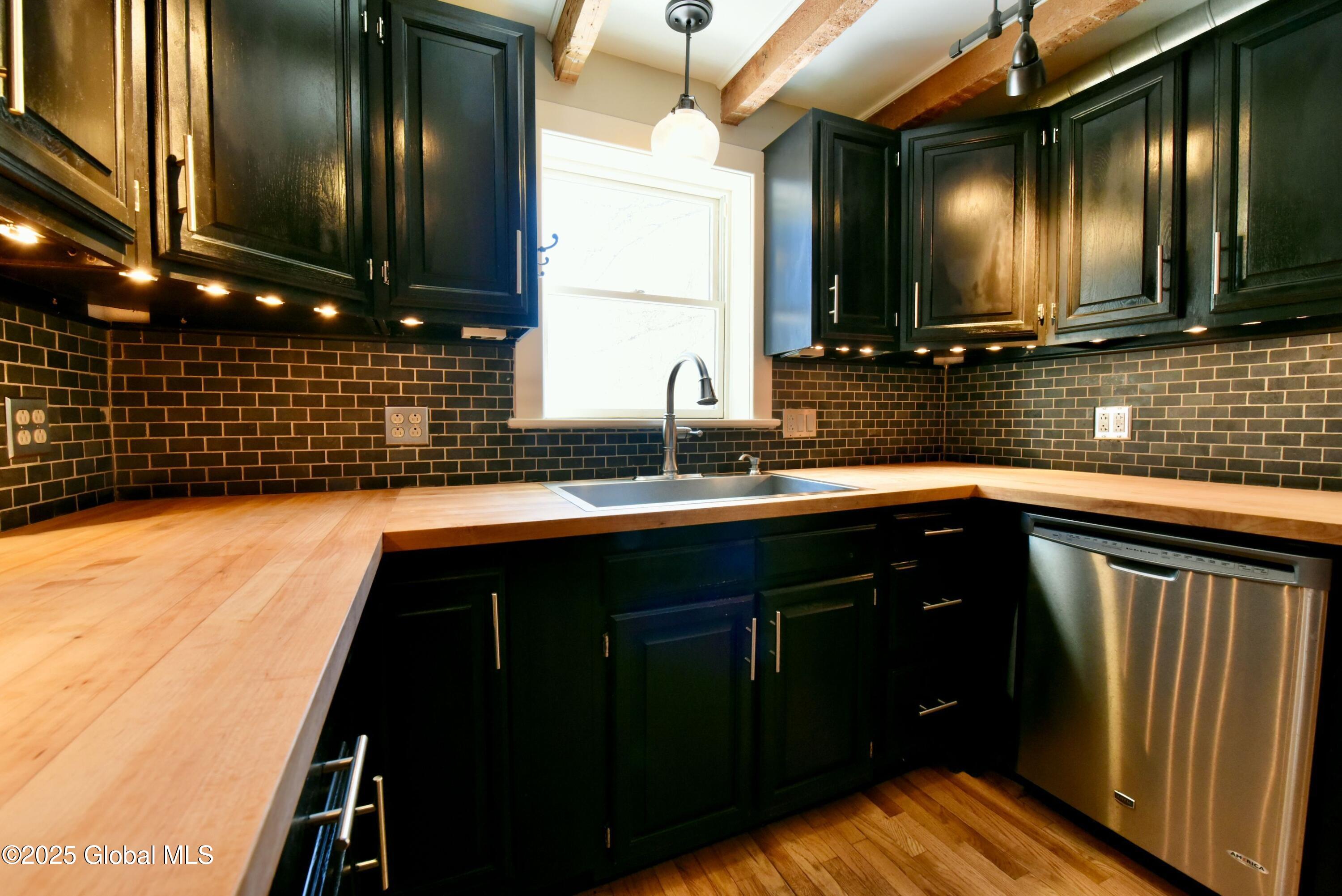 81 Plank Road