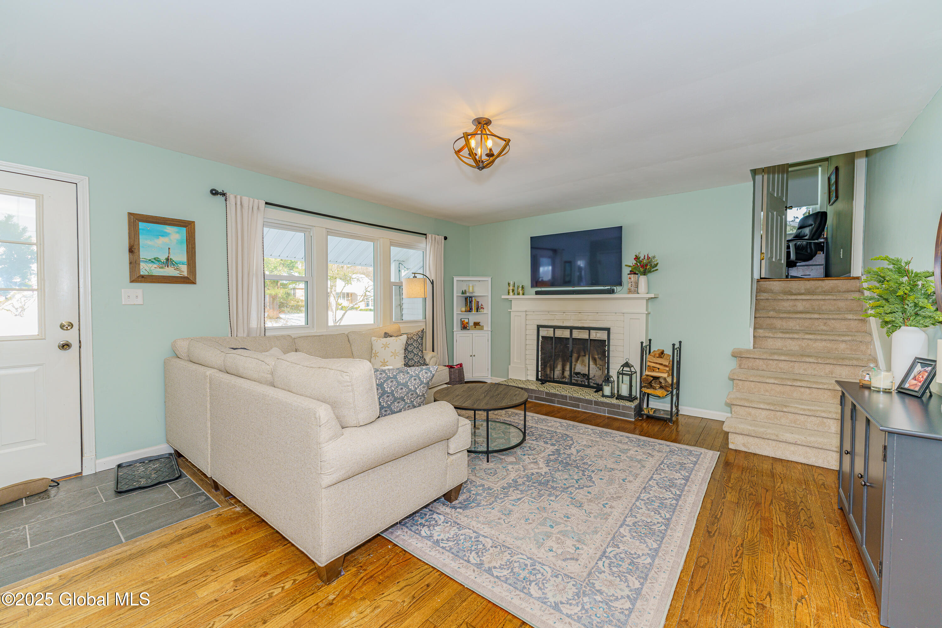 67 Vichy Drive