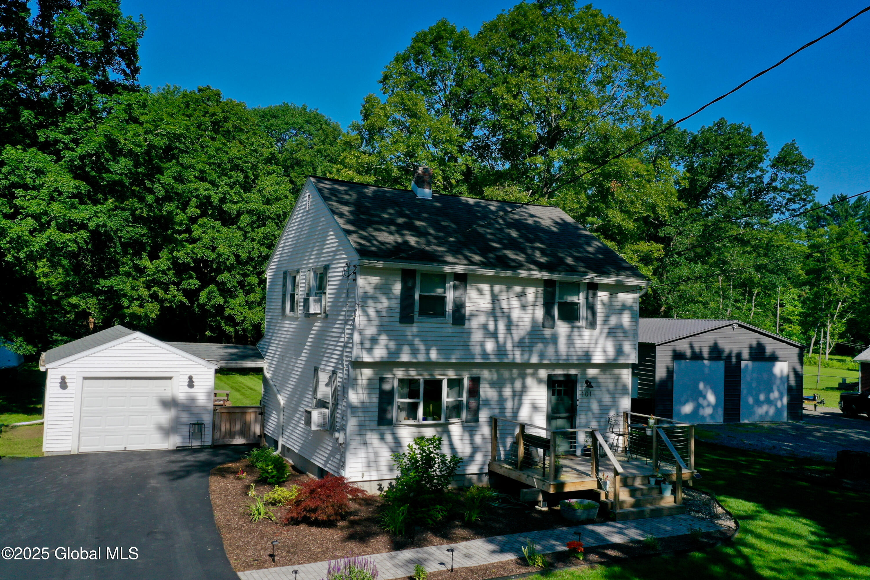 101 Scotch Bush Road
