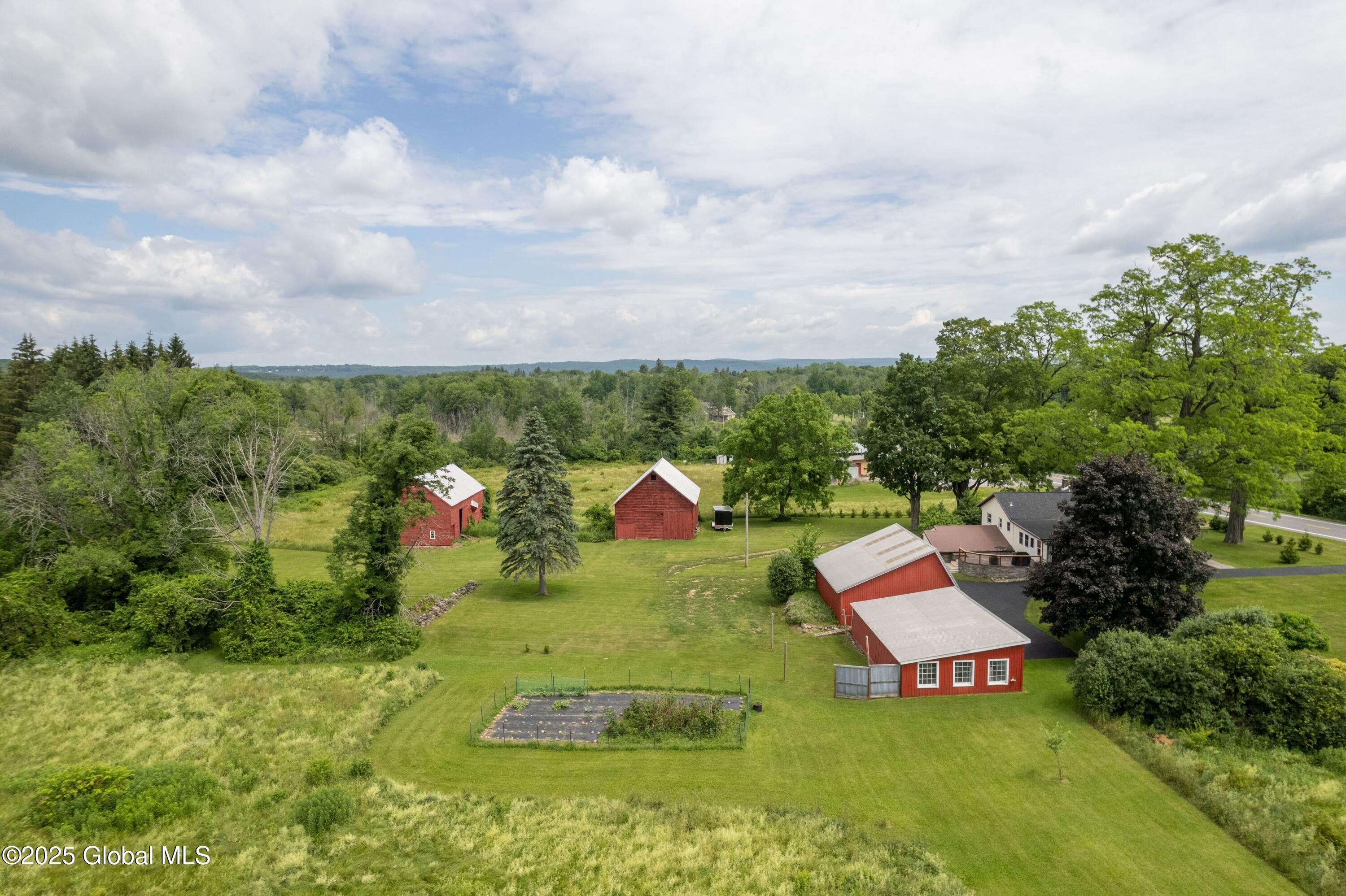 5037 Sacandaga Road