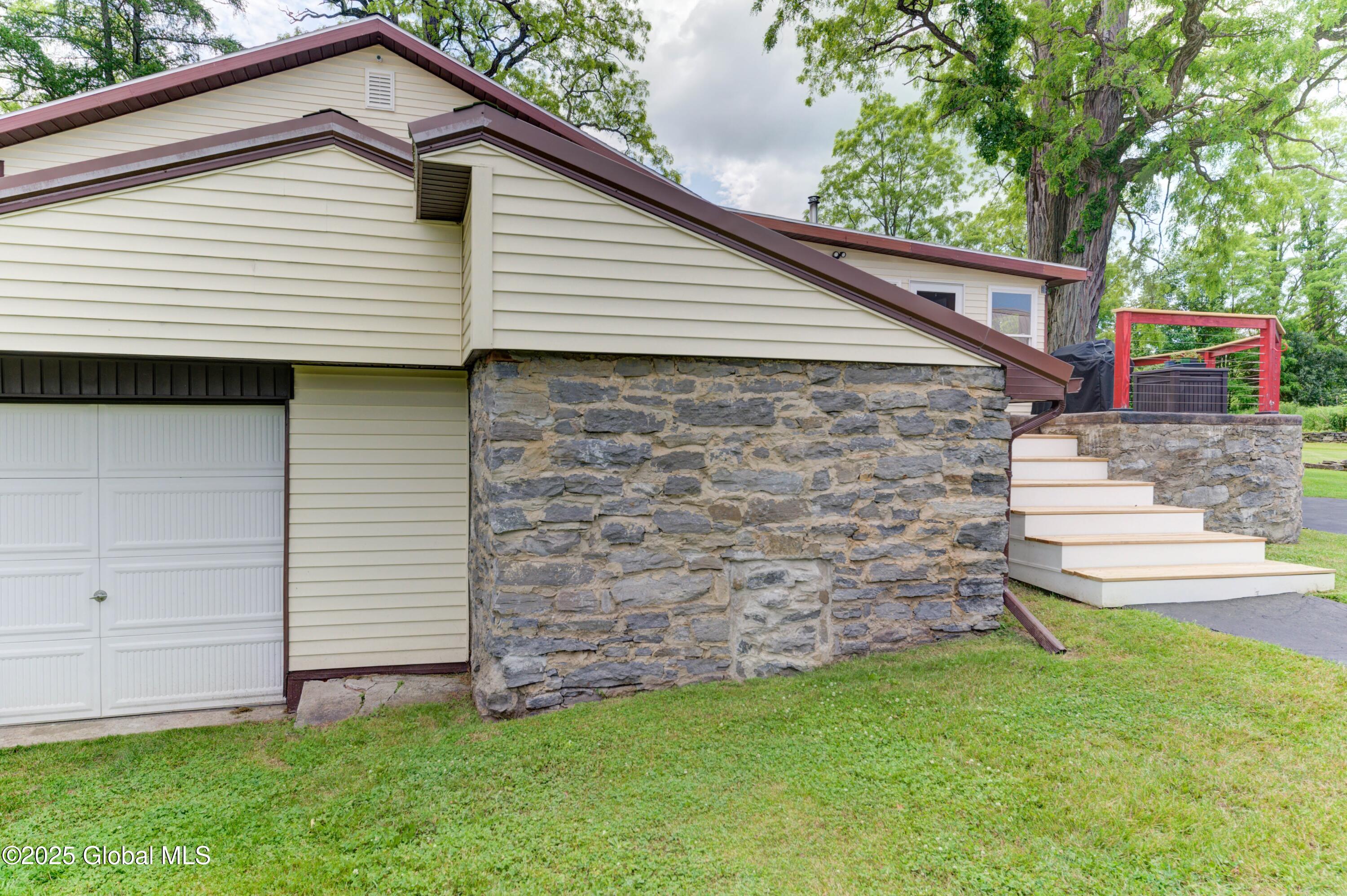 5037 Sacandaga Road