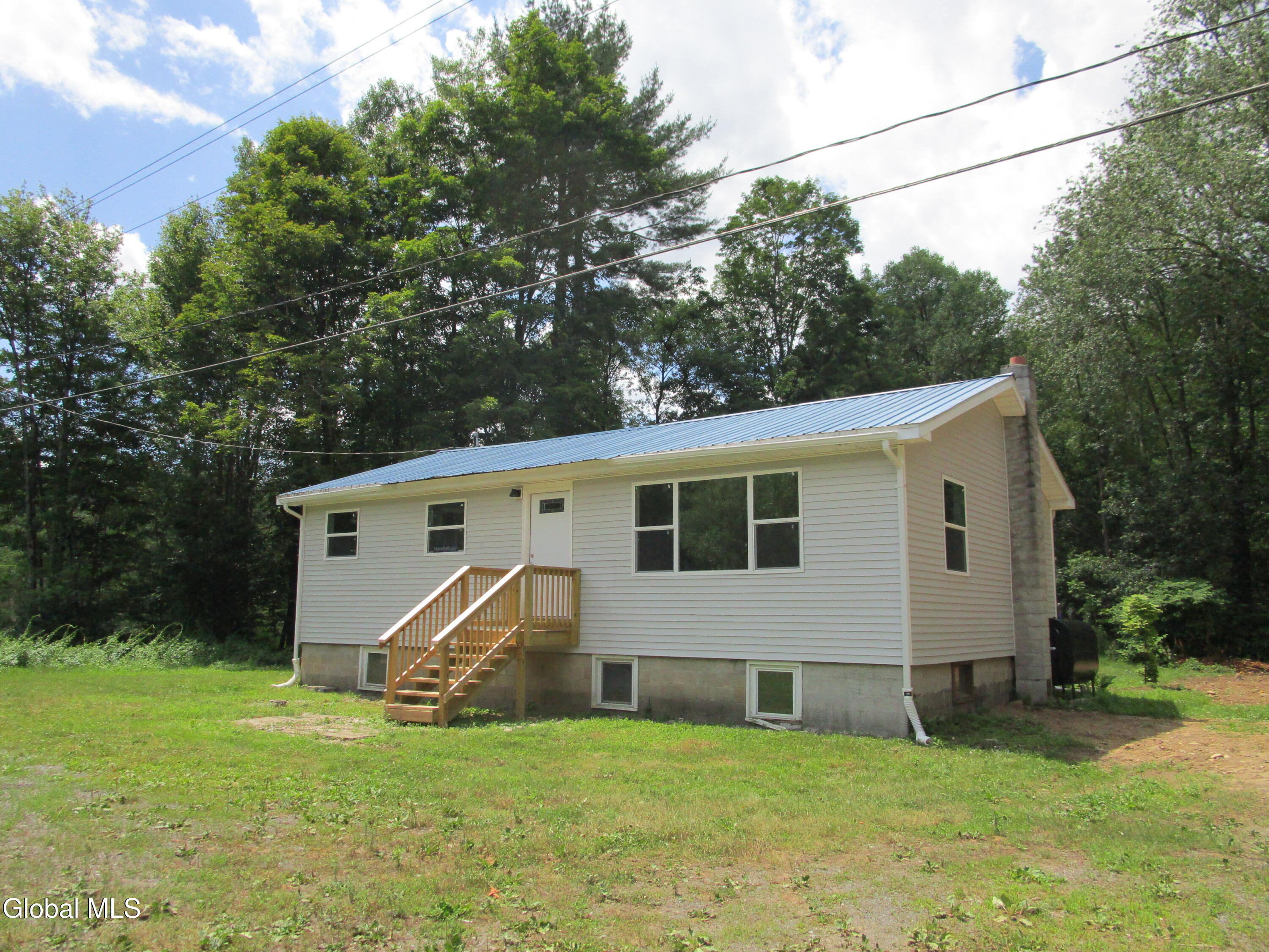 87 N Greenfield Road